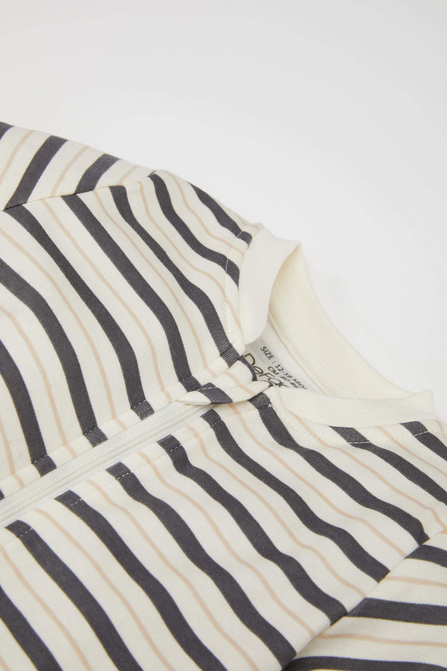 Baby Boy Newborn Zebra Printed Striped 2 Piece Jumpsuit