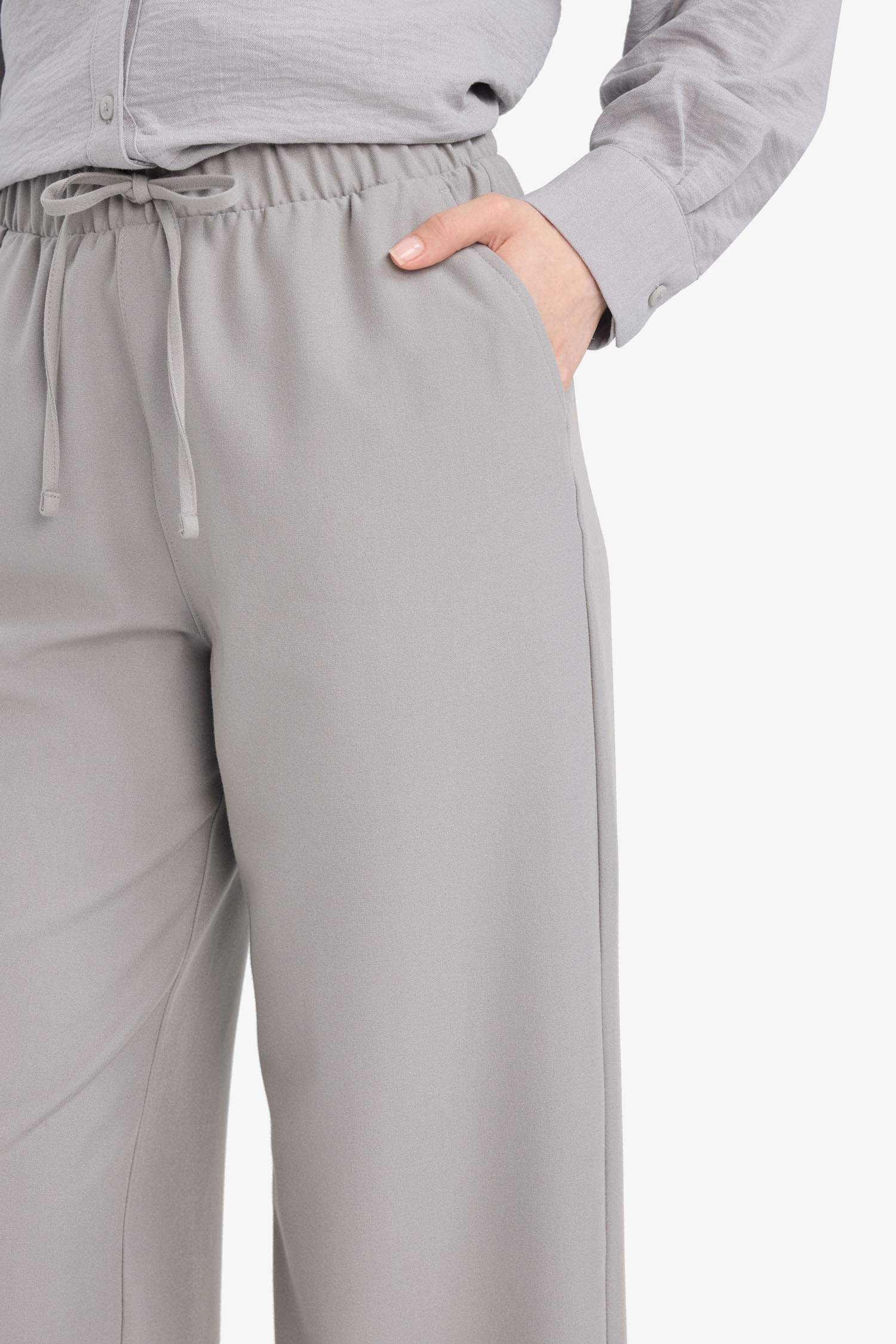 سروال واسع رمادي