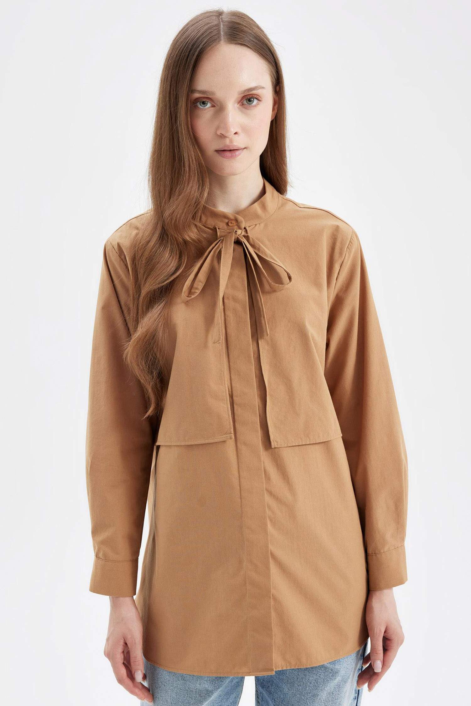 Relax Fit Fiyonk Yaka Poplin Uzun Kollu Gömlek Tunik