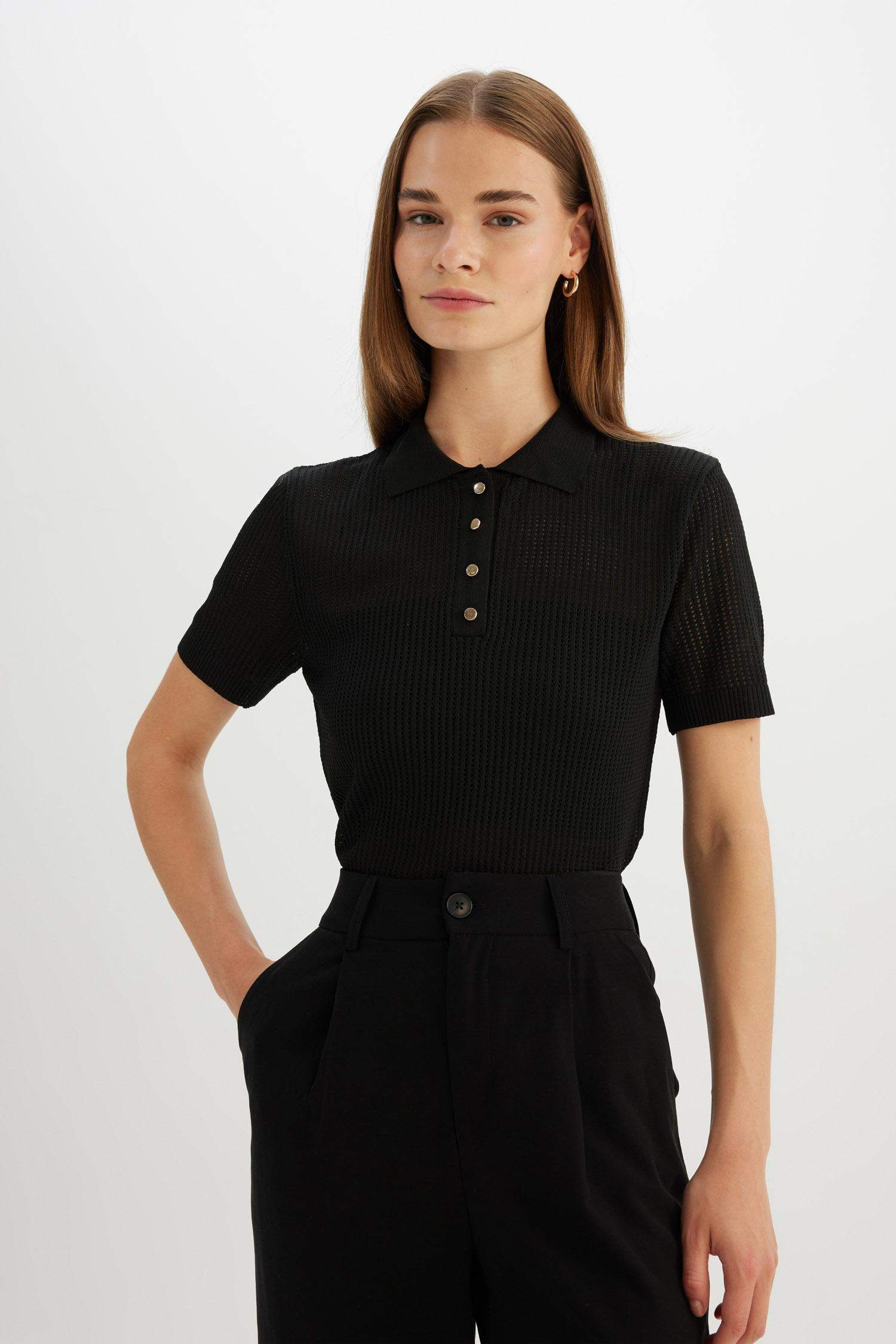 Regular Fit Ajurlu Polo Yaka Kısa Kollu Siyah Triko Kazak