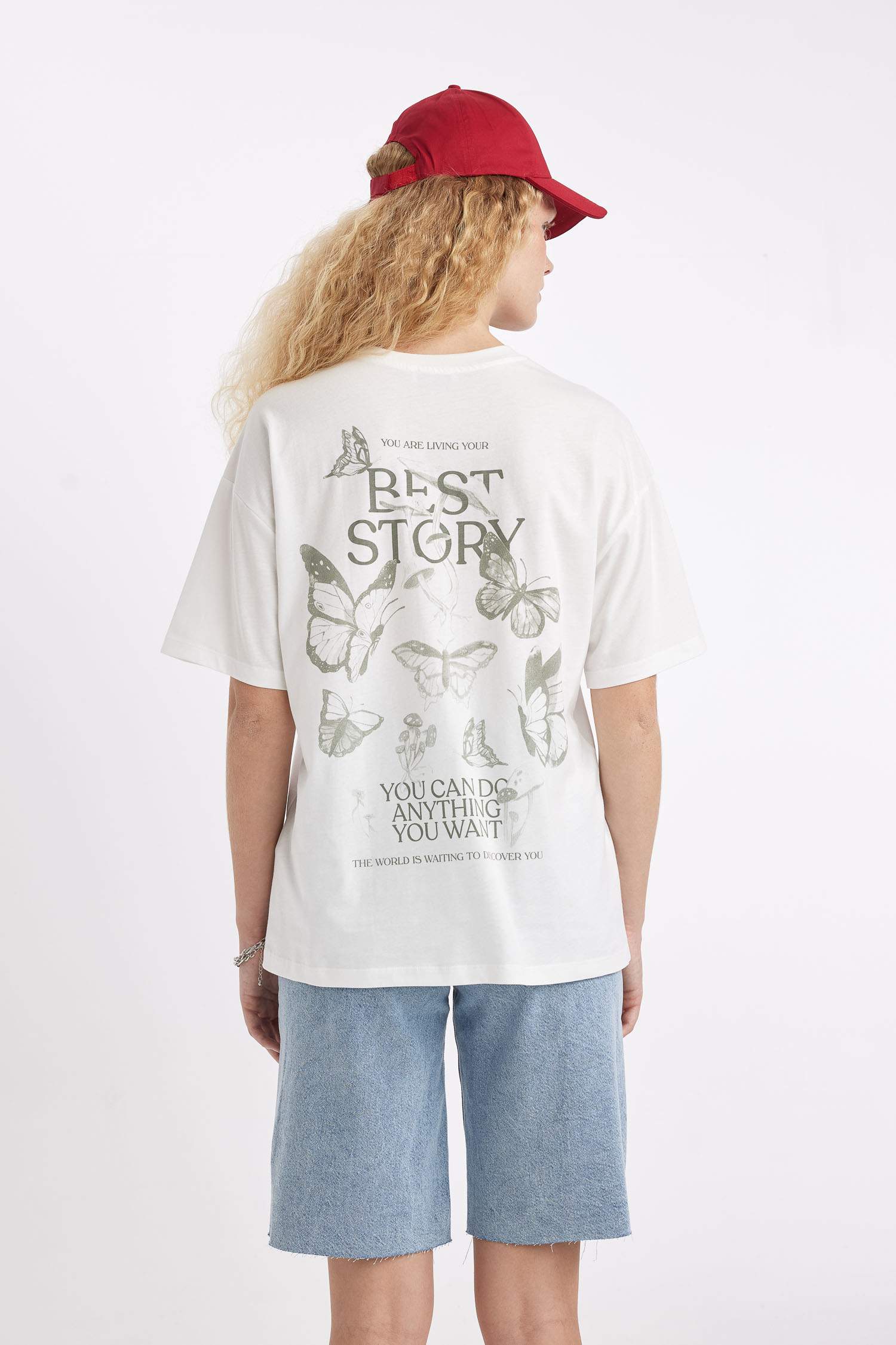 تي شيرت نص كم اوفر سايز مطبوع بياقة مستديرة