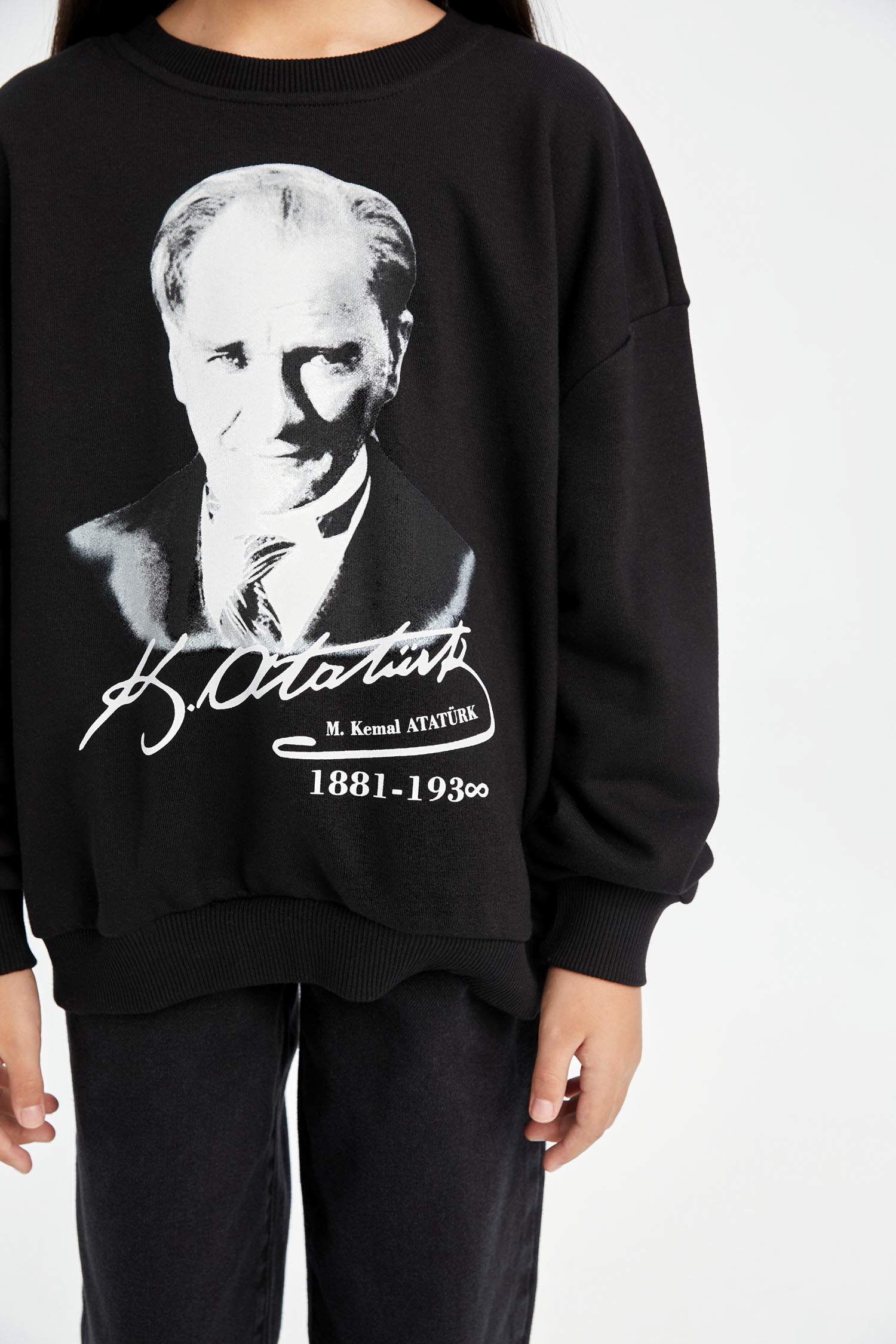 Kız Çocuk Oversize Geniş Kalıp Bisiklet Yaka Atatürk Baskılı Sweatshirt