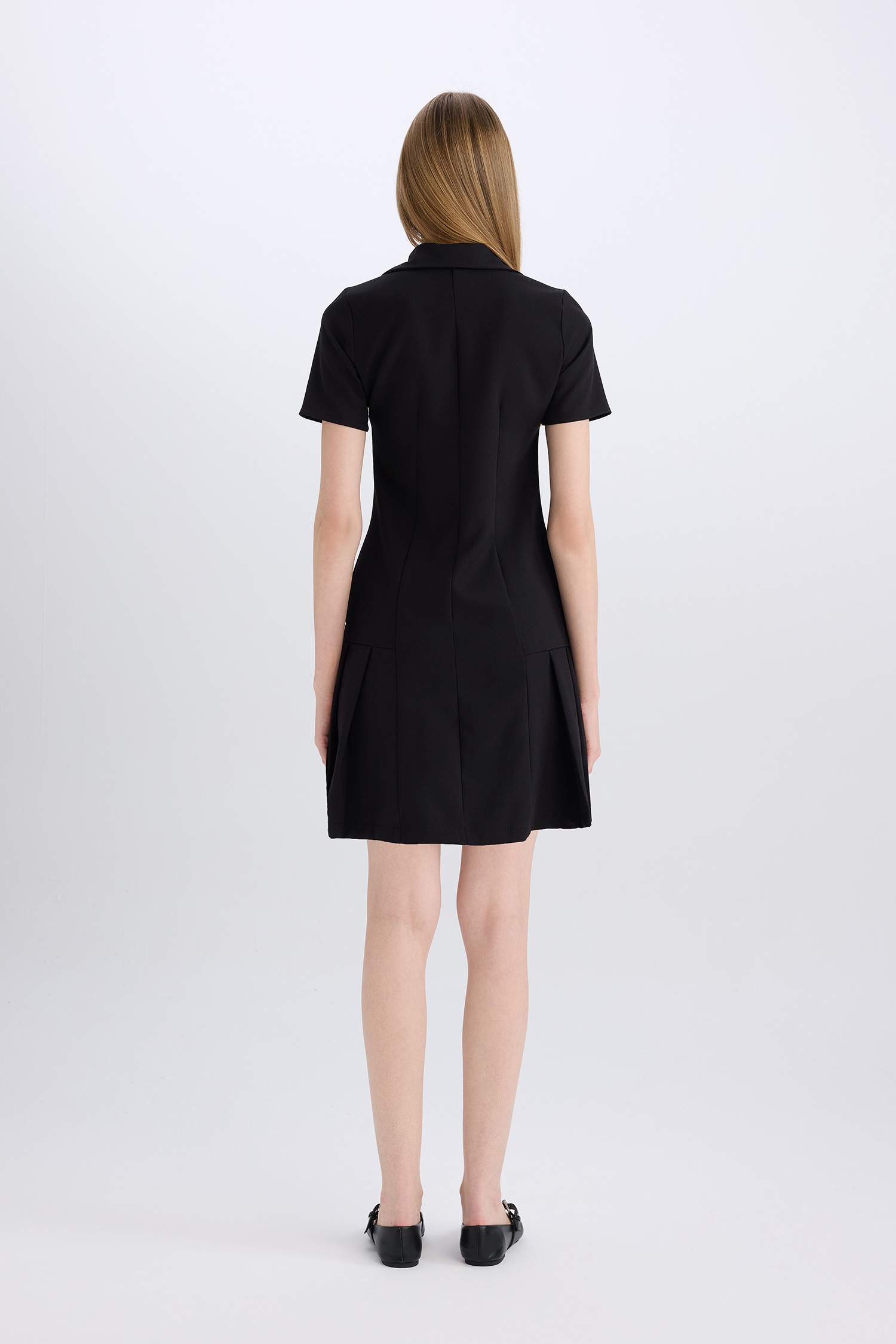 Polo Yaka Basic Düz Kısa Kollu Pileli Mini Elbise