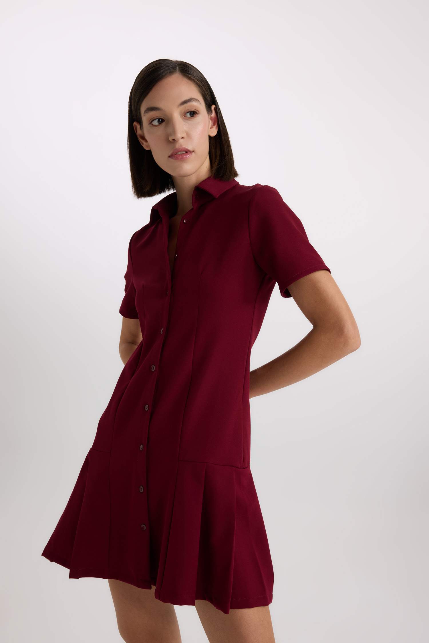 Polo Yaka Basic Düz Kısa Kollu Pileli Mini Elbise