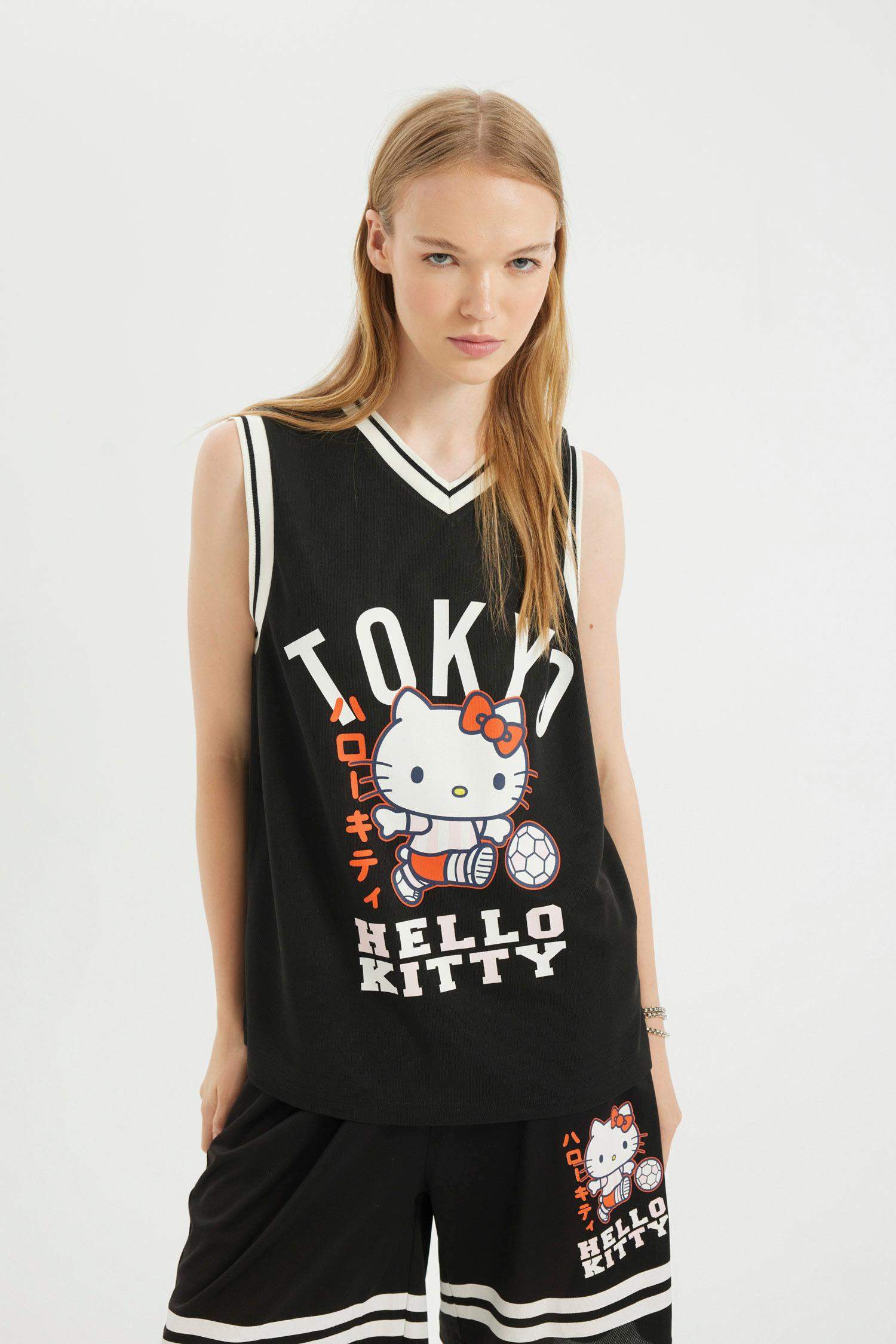 Hello Kitty Oversize Fit V-Neck Printed T-Shirt
