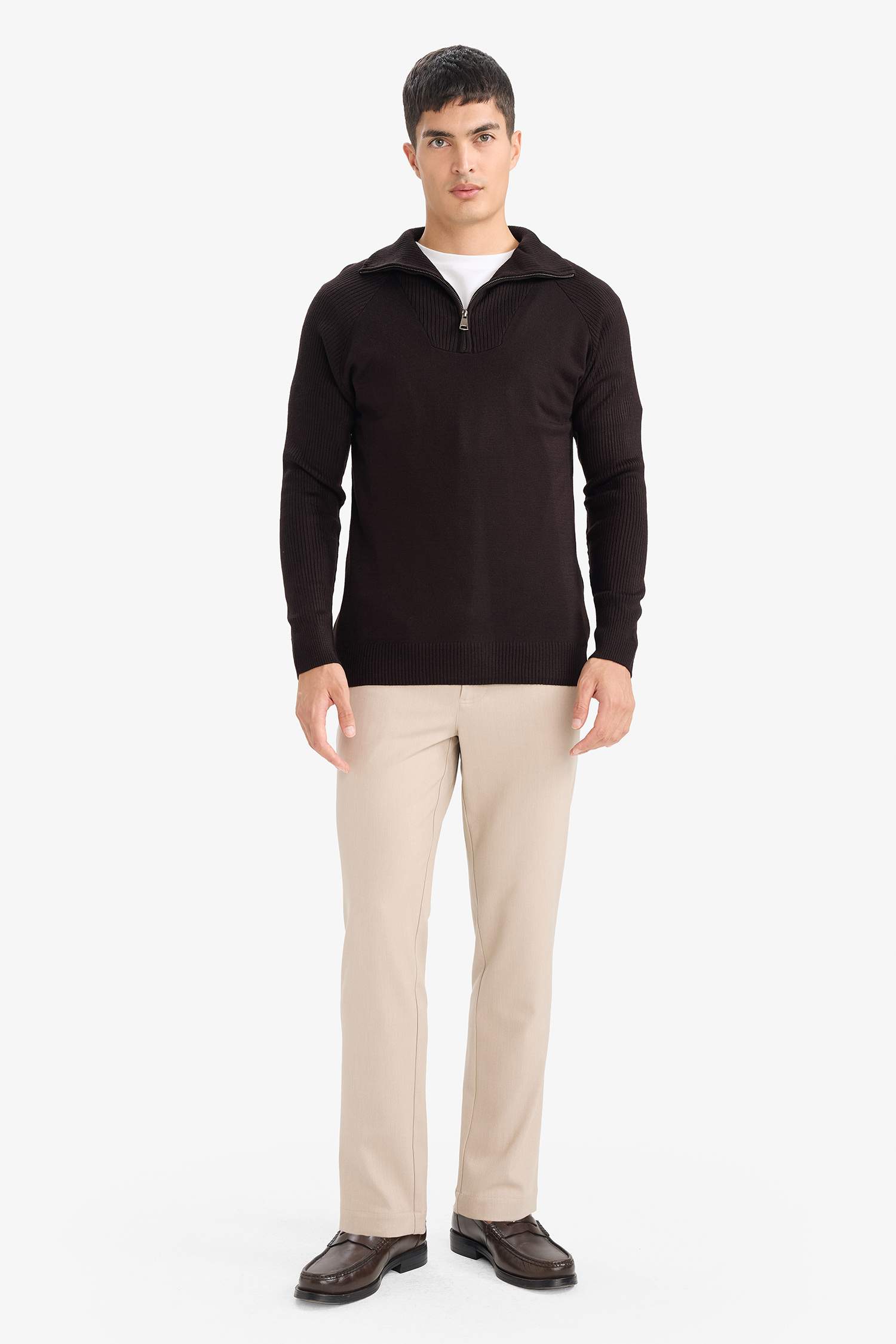 Standard Fit Turtleneck Knitwear Pullover