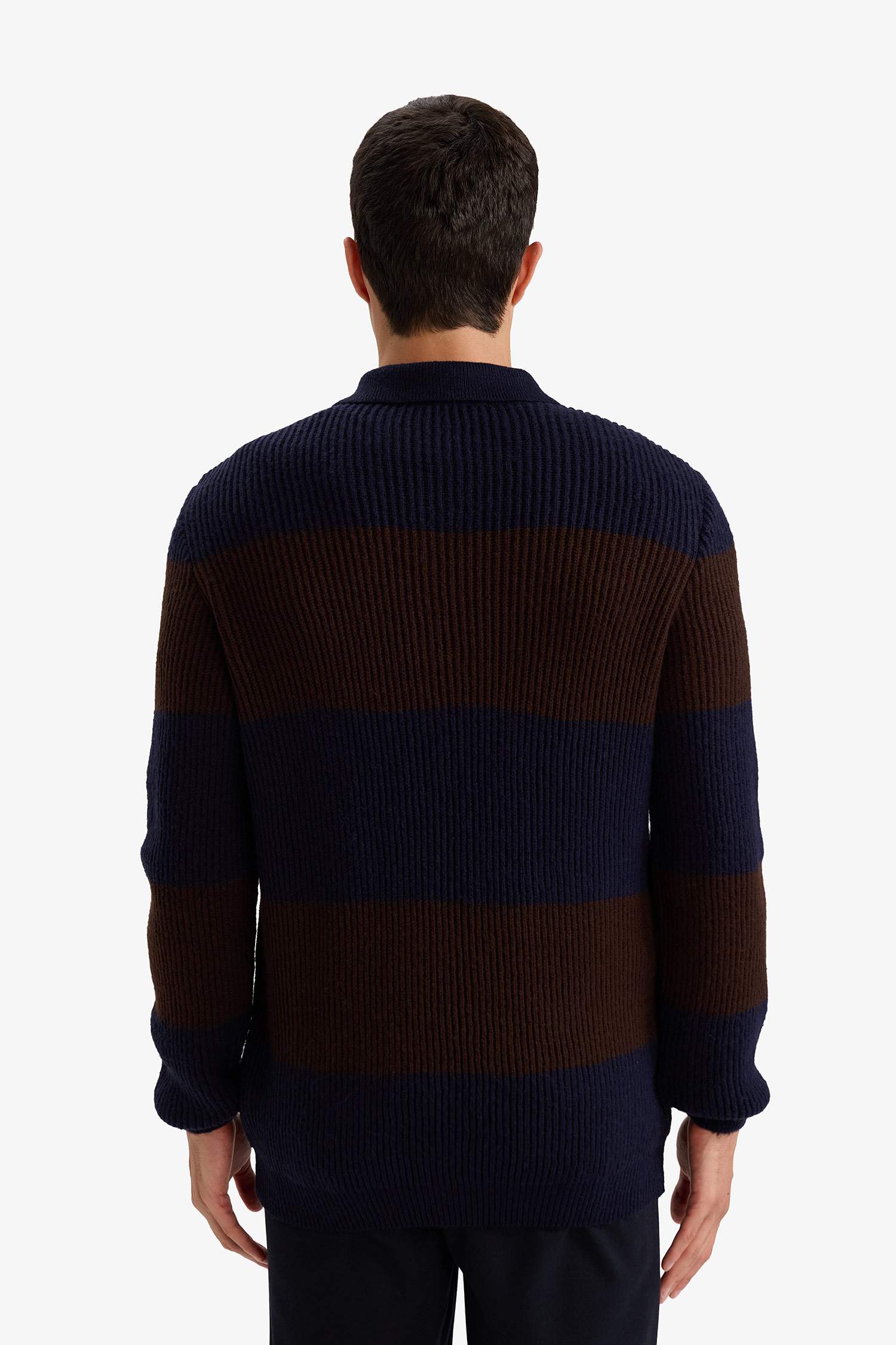 بلوفر تريكو قصة عادية برقبة بولو