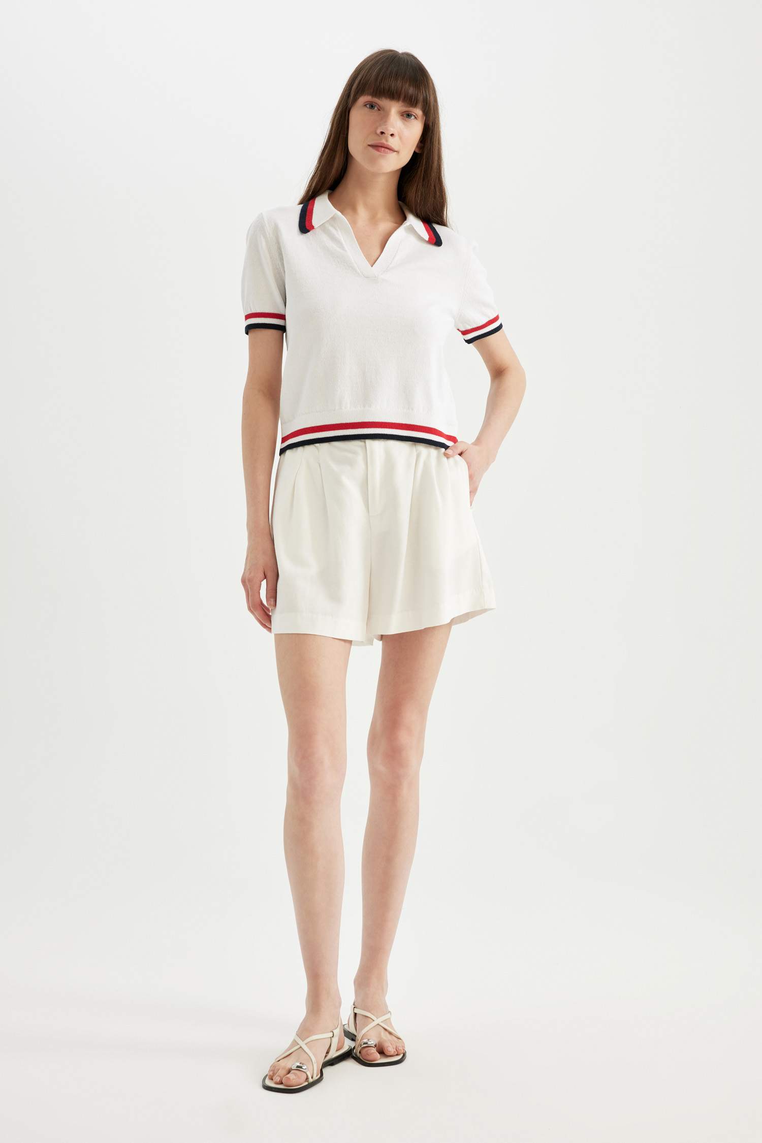 Regular Fit Polo Neck Knit T-Shirt