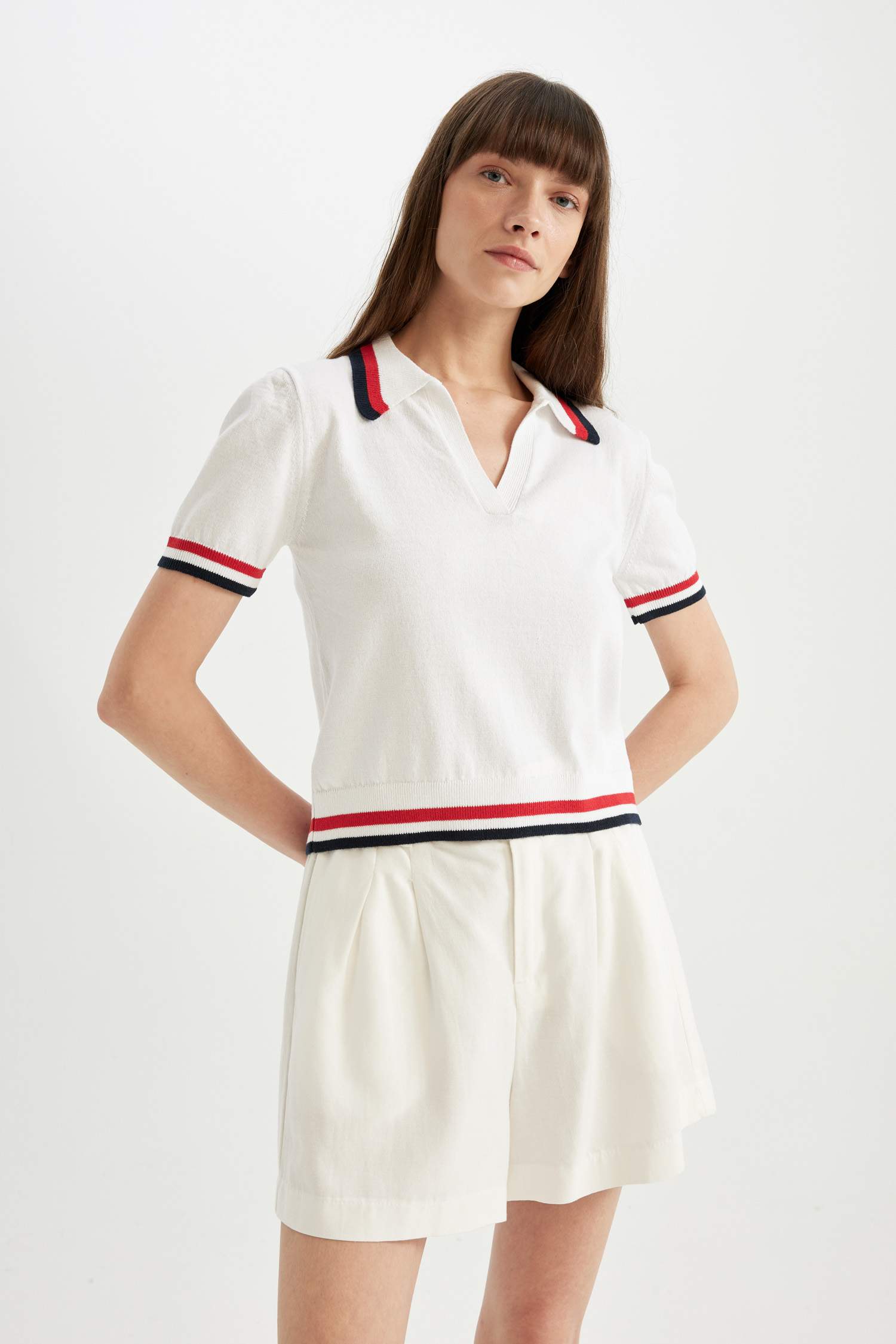 Regular Fit Polo Neck Knit T-Shirt