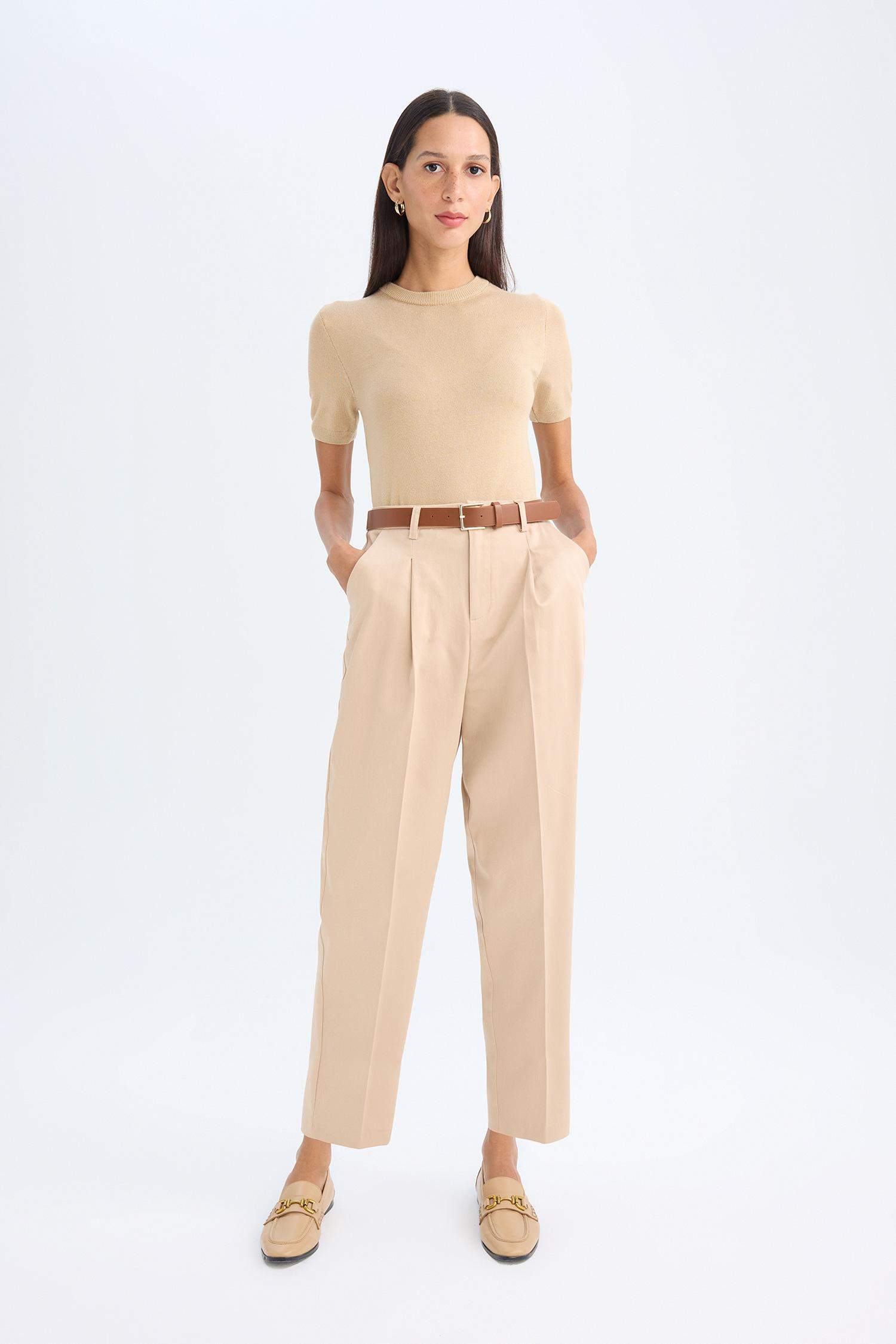 Carrot Fit Kemerli Klasik Pantolon Yüksek Bel Dar Paça Piliseli Basic Düz Kısa Paça