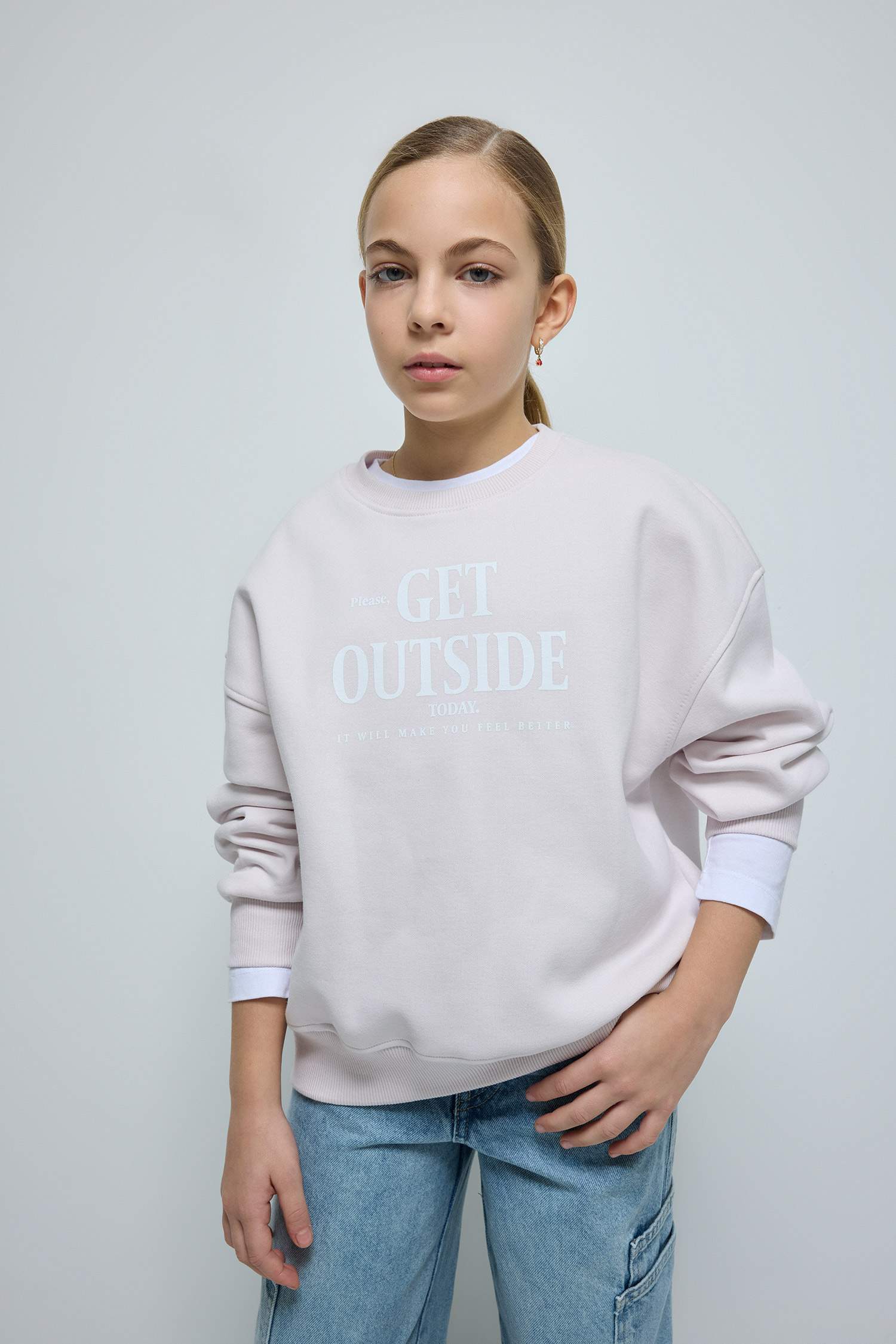 سويت شيرت مطبوع واسع برقبة مستديرة ببطانة ناعمة