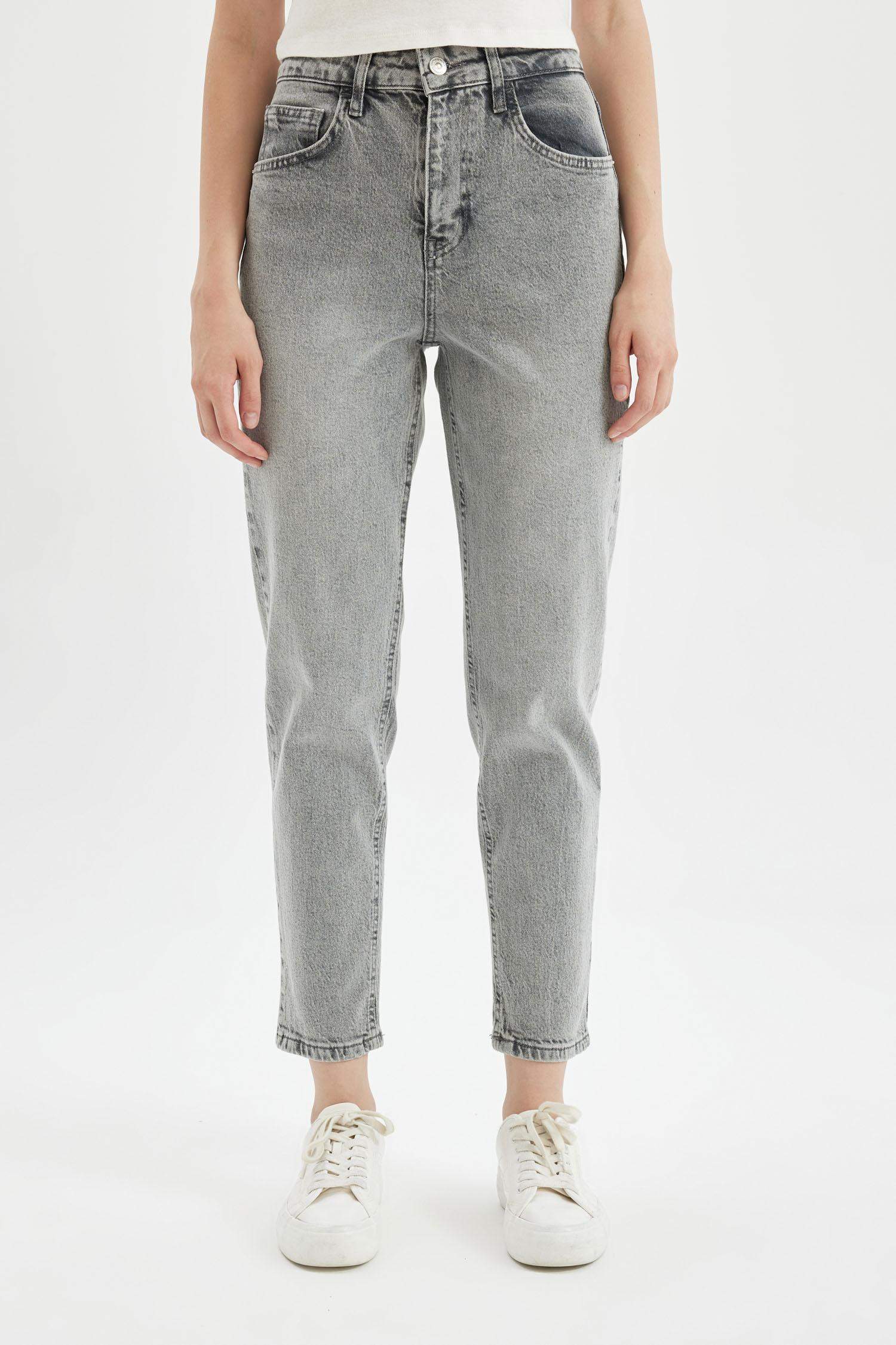 Comfort Mom Fit Relaxed Fit High Waist Ankle Length Washed Jeans