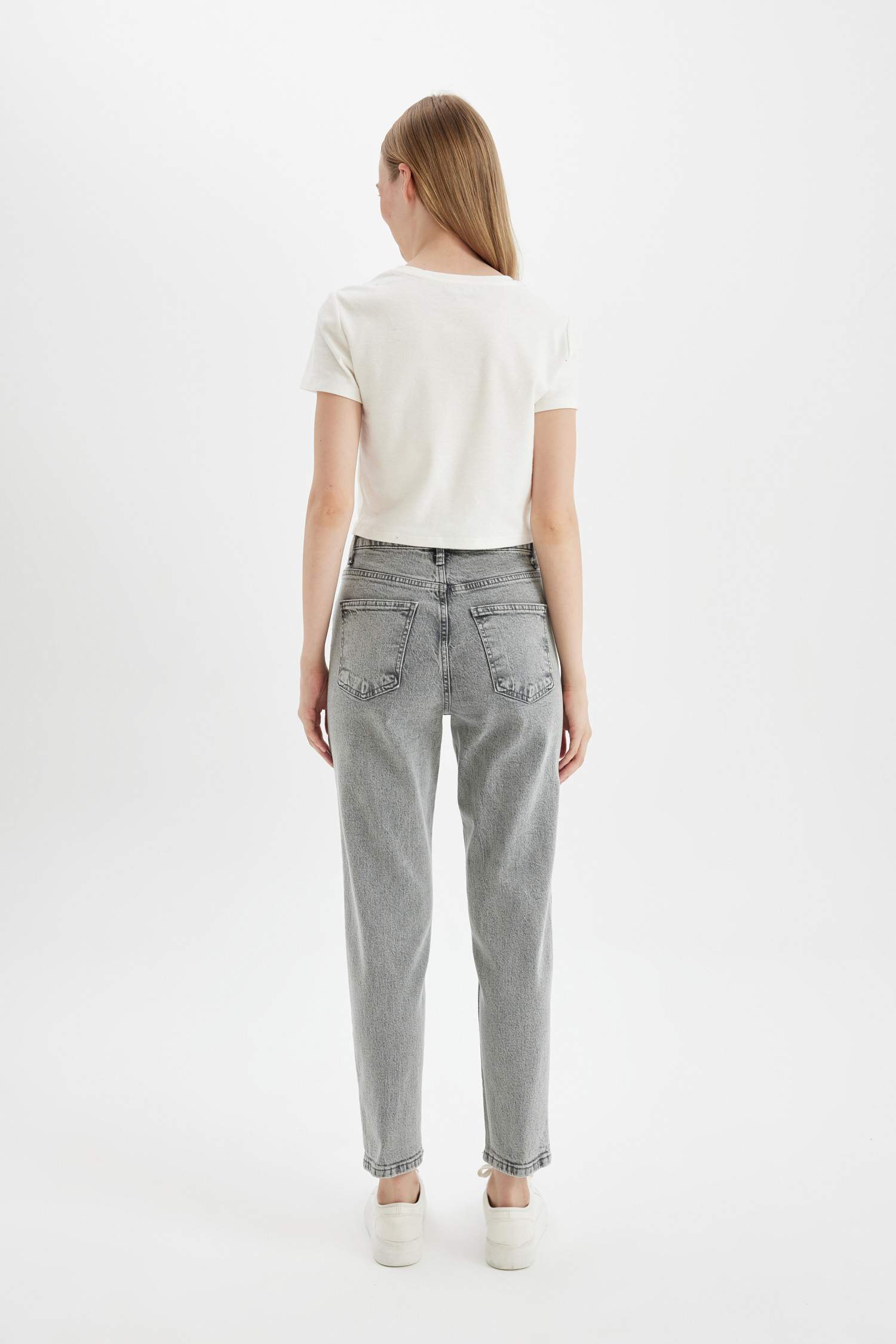 Comfort Mom Fit Relaxed Fit High Waist Ankle Length Washed Jeans