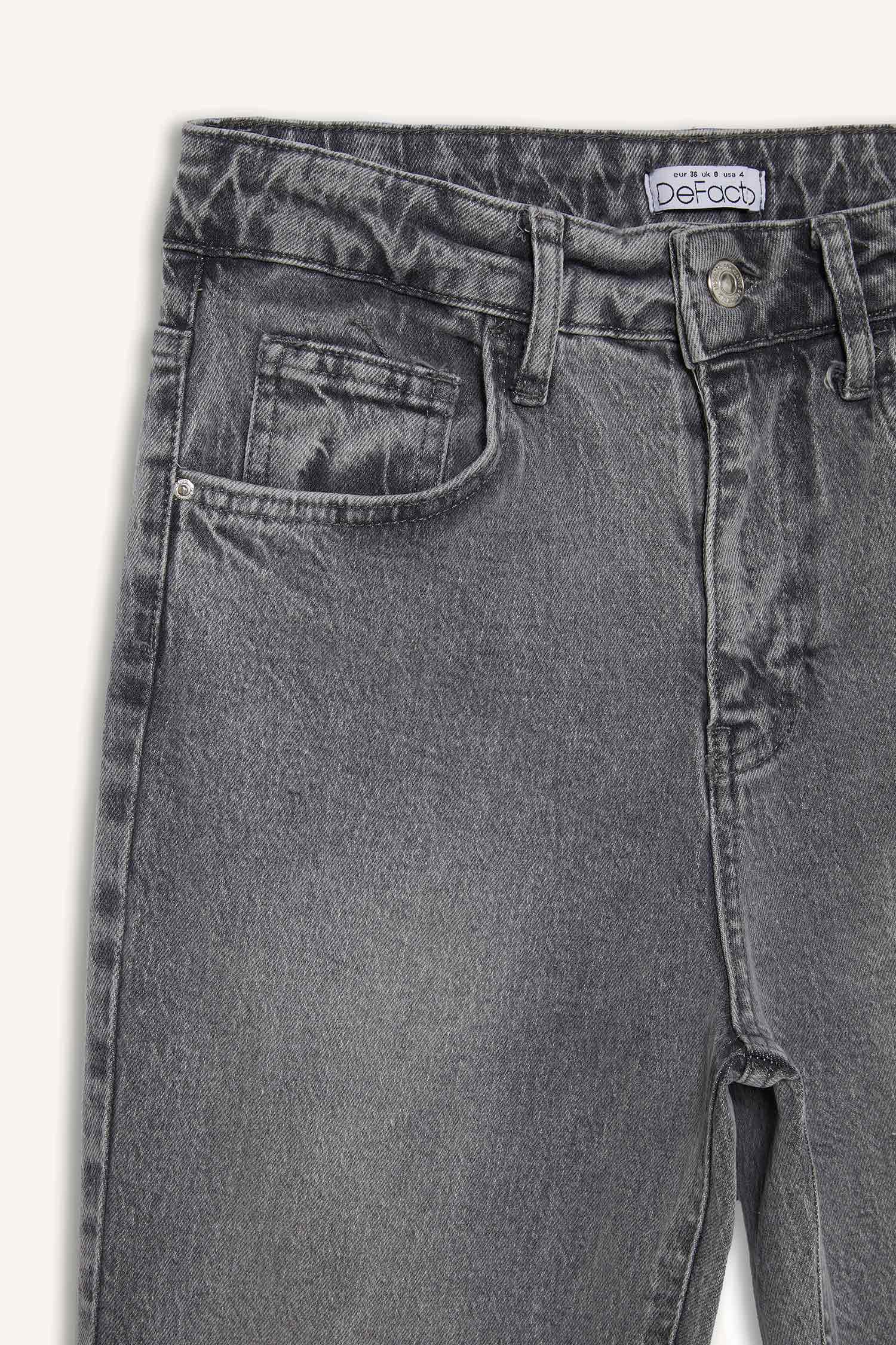 Comfort Mom Fit Relaxed Fit High Waist Ankle Length Washed Jeans