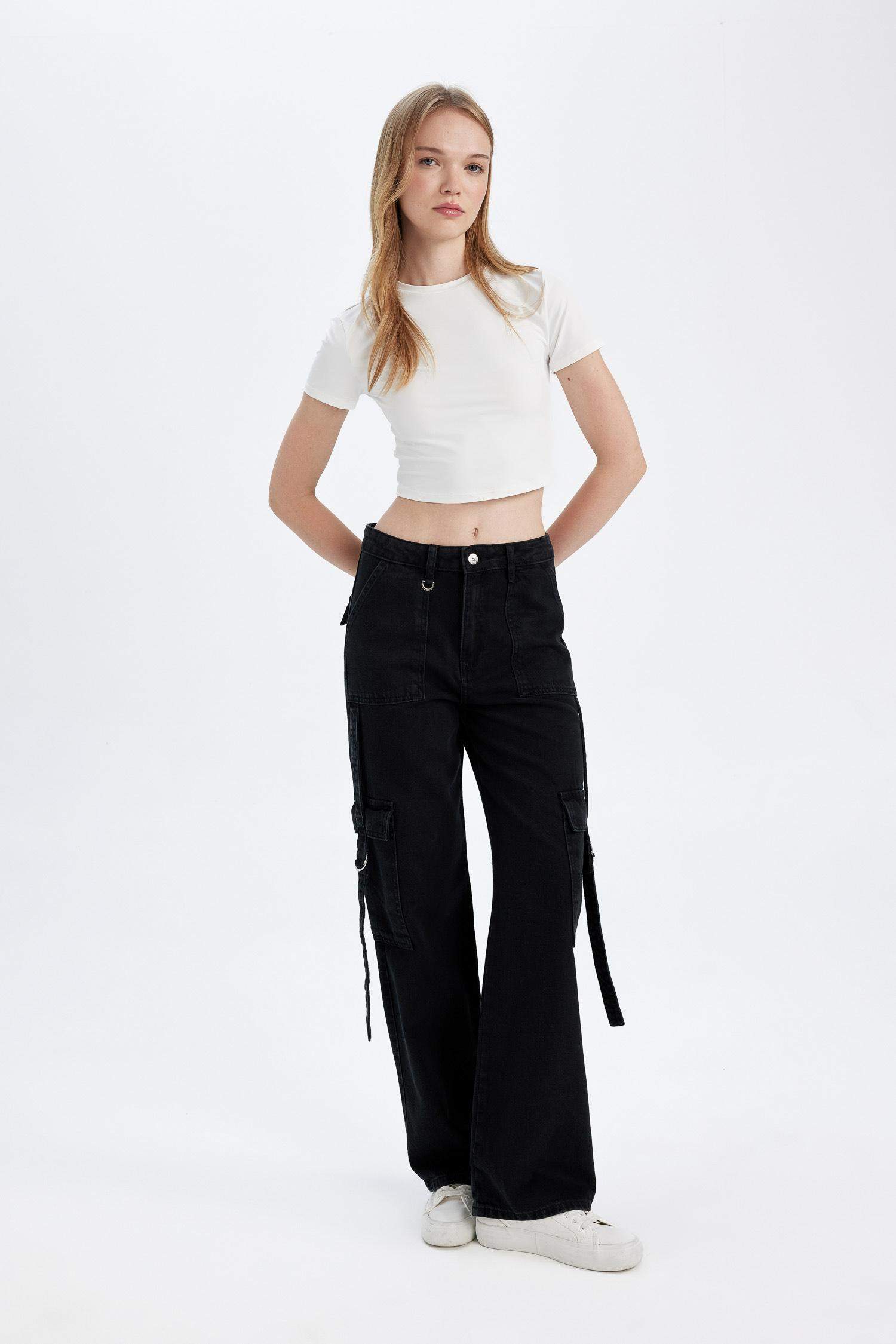 Wide Leg High Waist Long Cargo Jeans