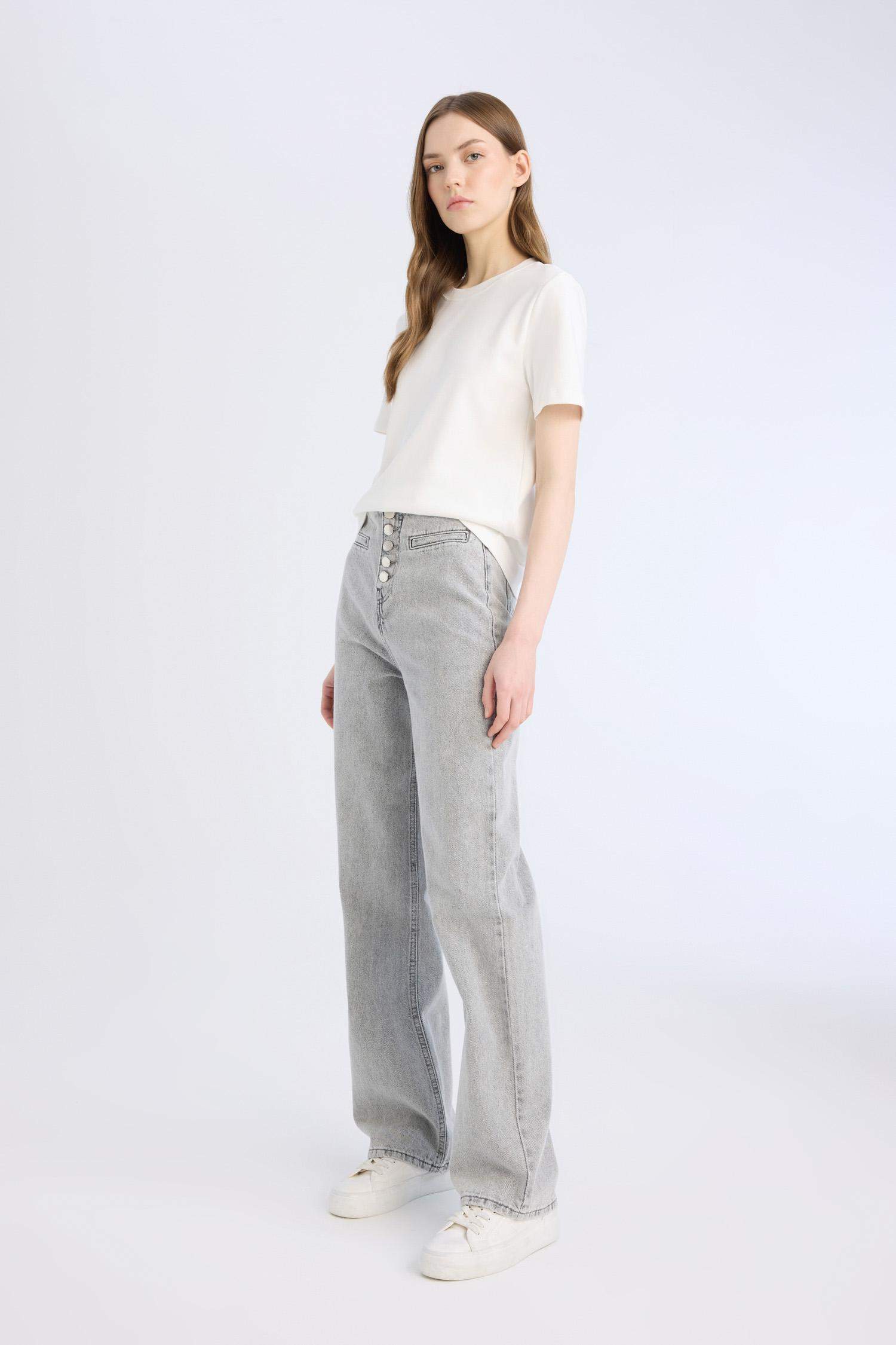 90's Wide Leg High Waist Washed Jeans