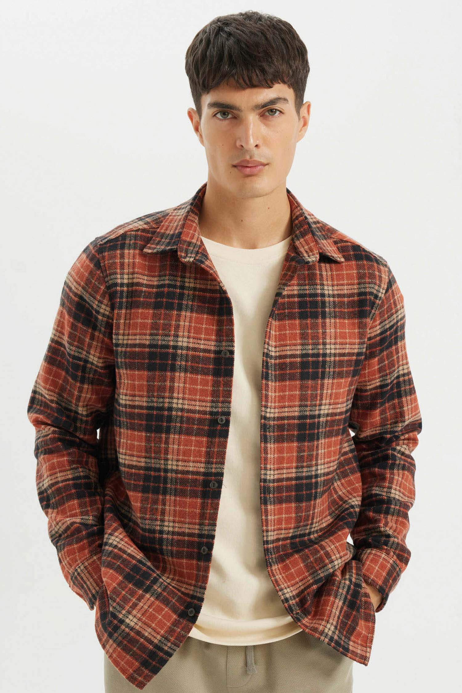 Рубашка стандартного ркоя с принтом