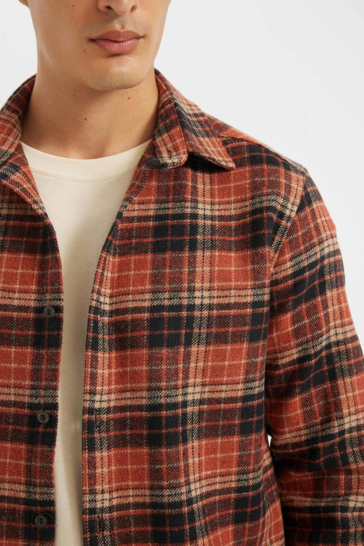 Рубашка стандартного ркоя с принтом