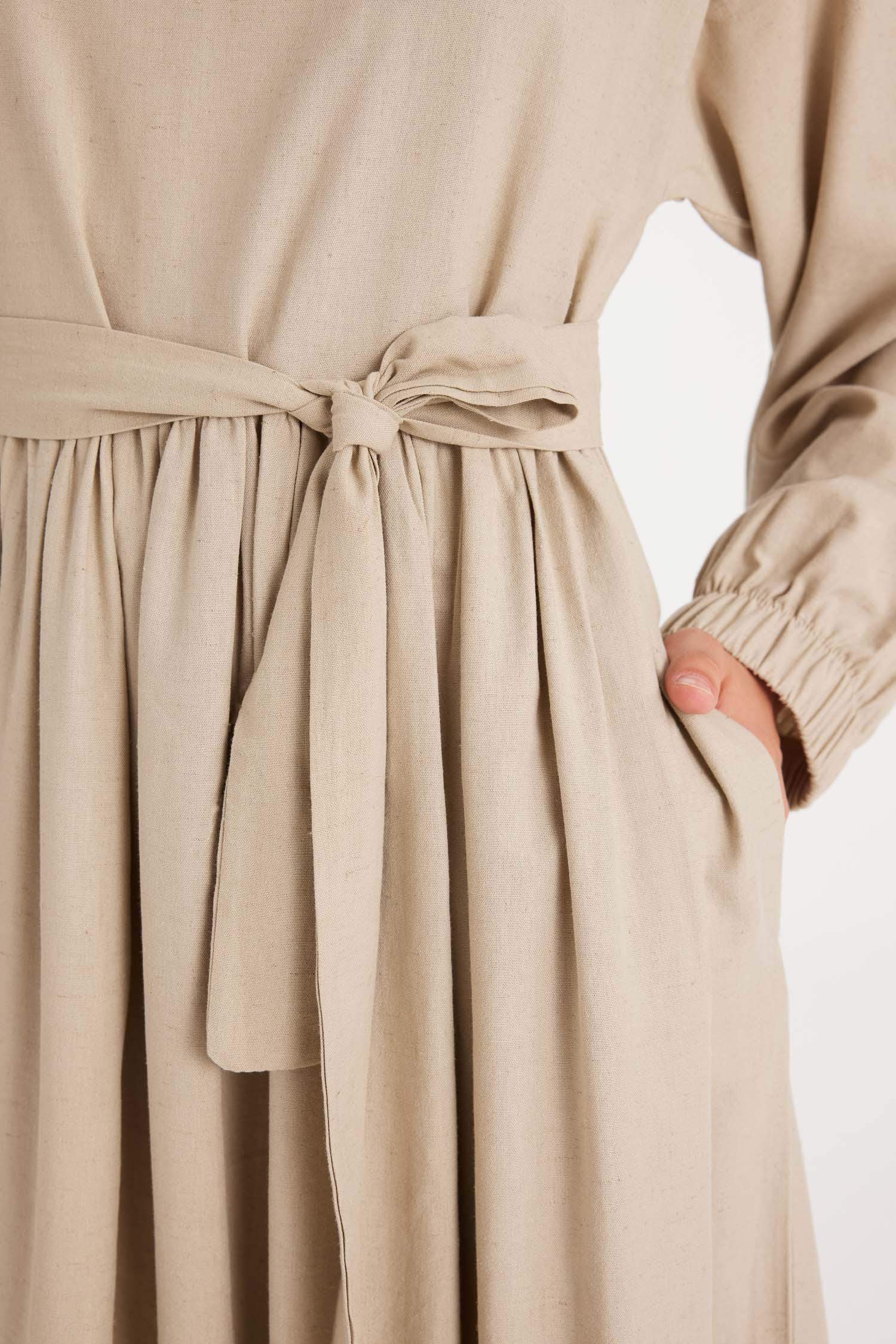 Manuka x DeFacto Bisiklet Yaka Keten Karışımlı Uzun Kollu Maxi Elbise