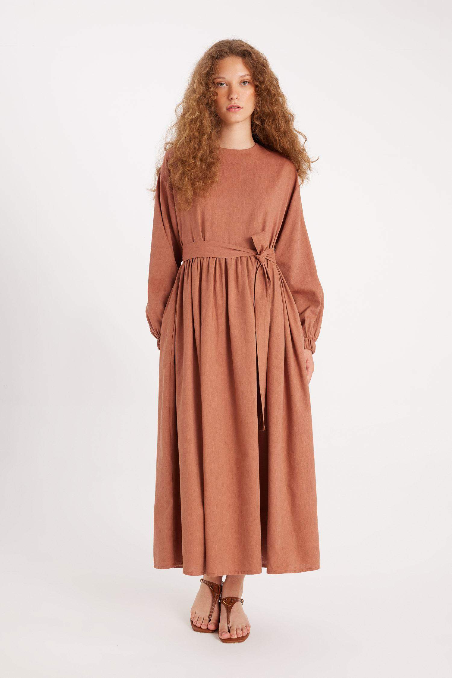 Manuka x DeFacto Bisiklet Yaka Keten Karışımlı Uzun Kollu Maxi Elbise