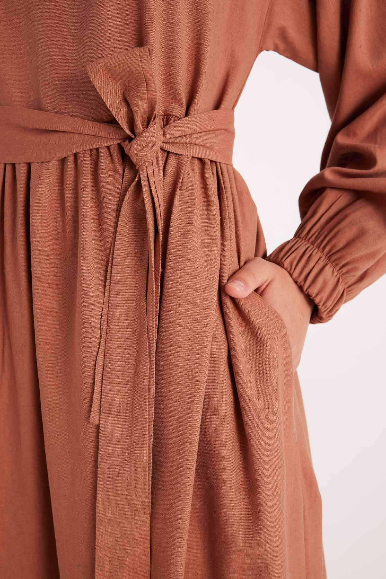 Manuka x DeFacto Bisiklet Yaka Keten Karışımlı Uzun Kollu Maxi Elbise