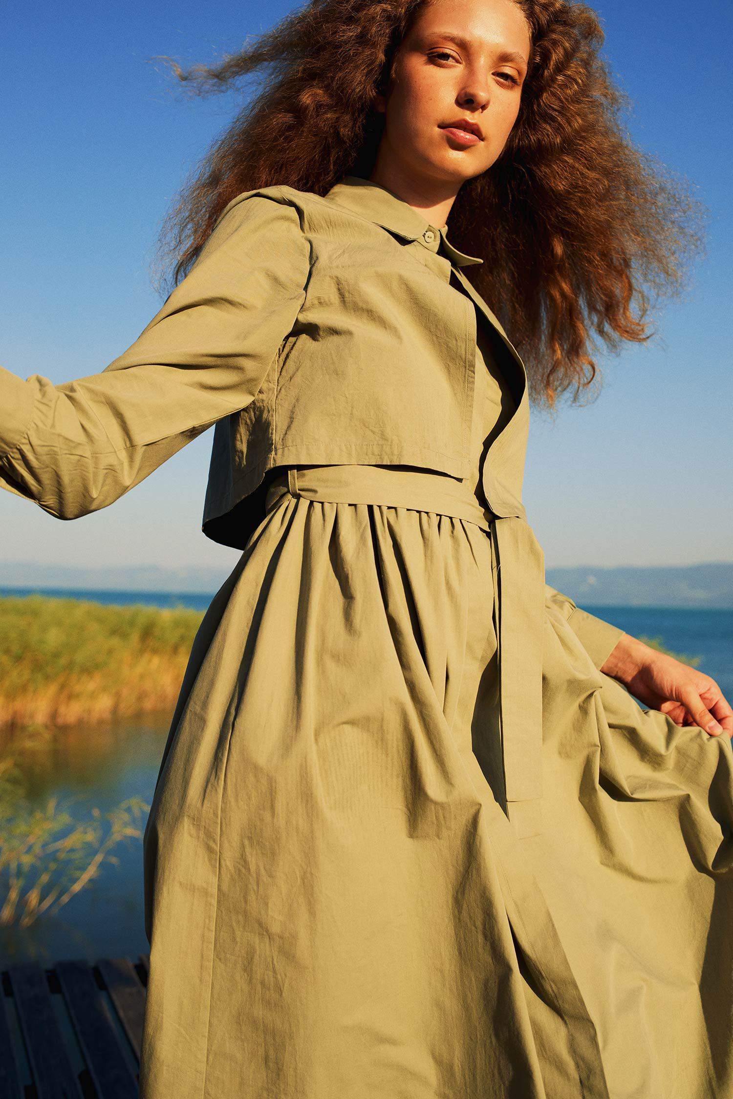 Manuka x DeFacto Hakim Yaka Poplin Uzun Kollu Elbise