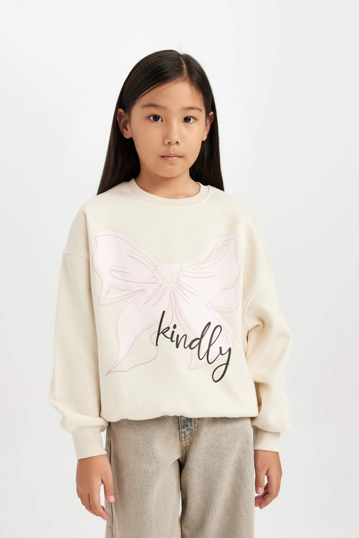 Свитшот свободного кроя с принтом для девочек