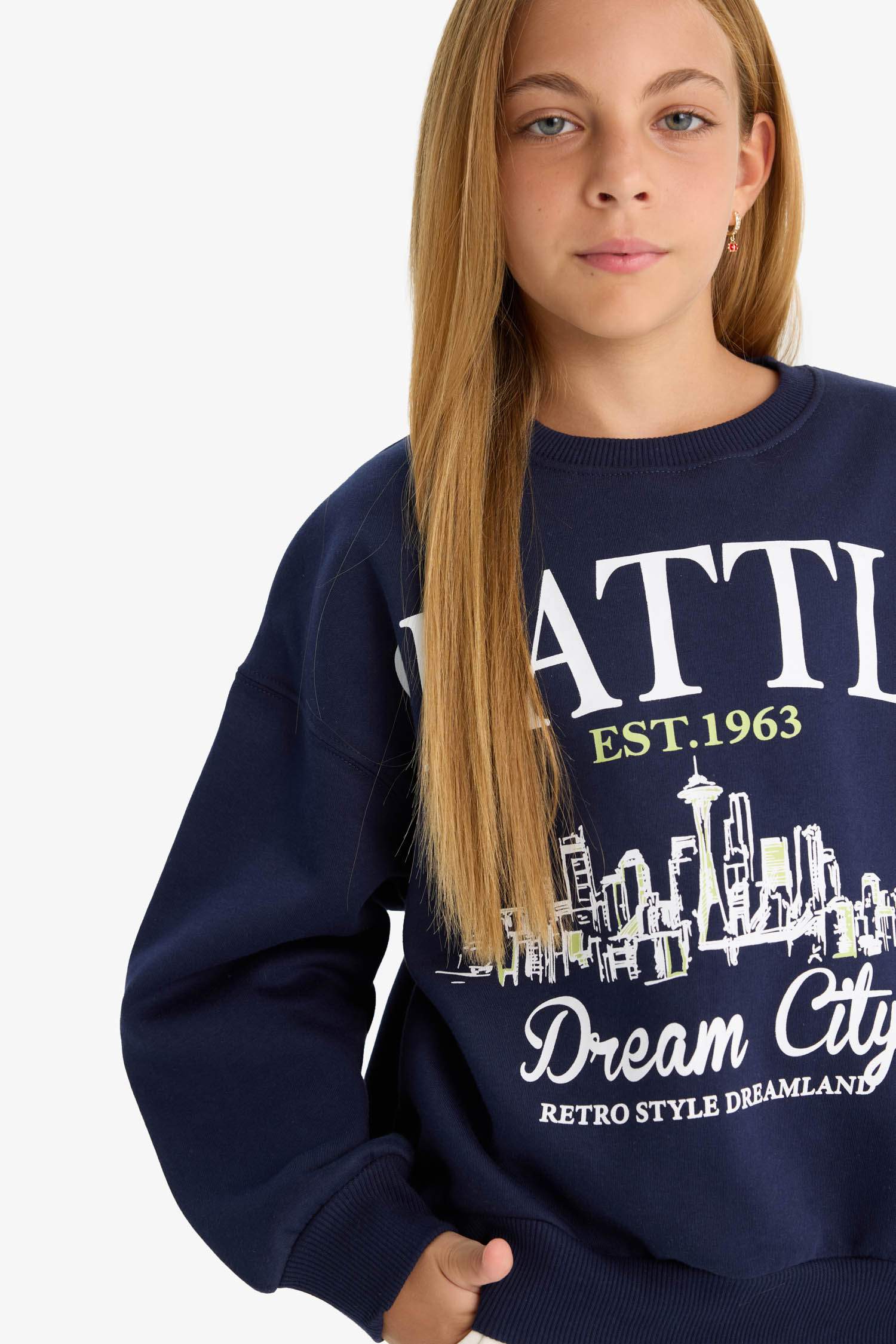 Kız Çocuk Relax Fit Bisiklet Yaka Baskılı Sweatshirt