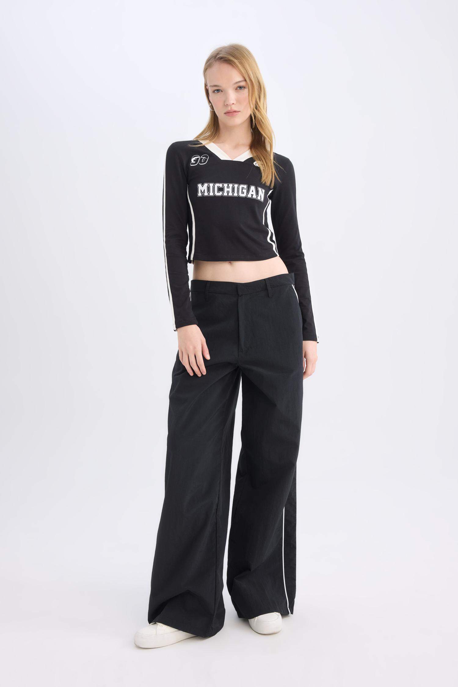 Wide Leg Pocketed Stripe Detailed Regular Waist Trousers