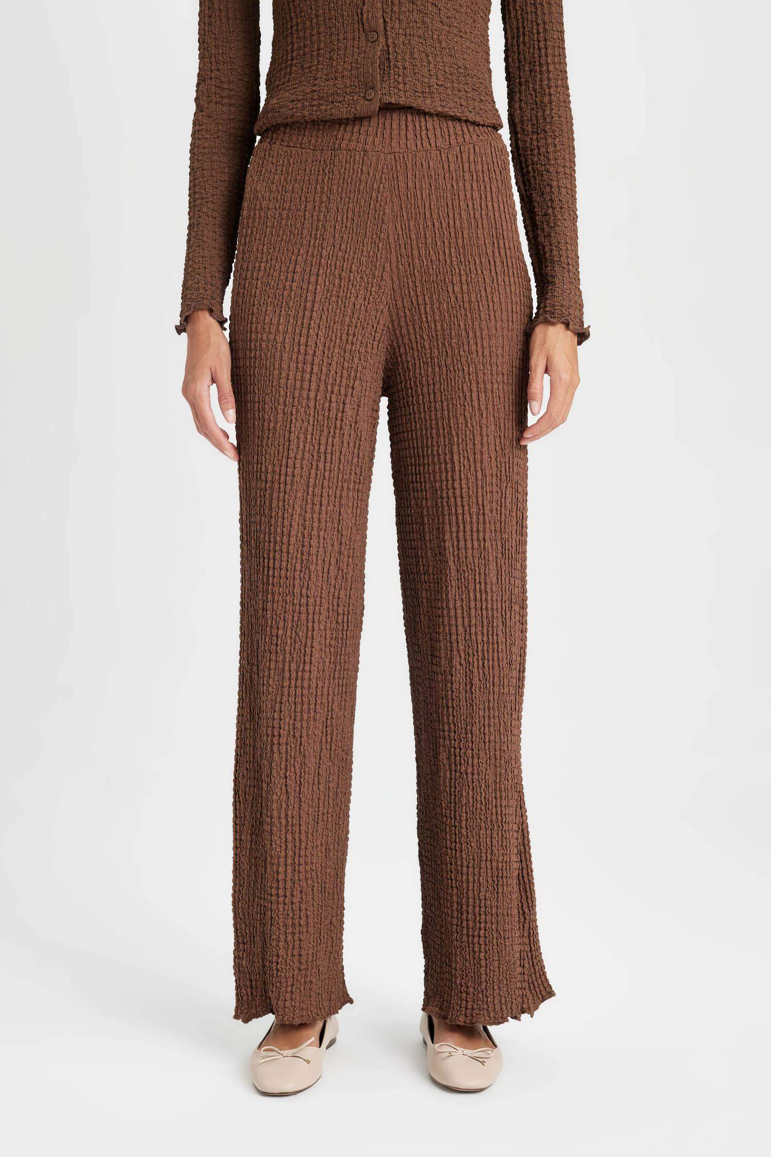 بنطلون بيزك قصة عادية برباط من الخصر