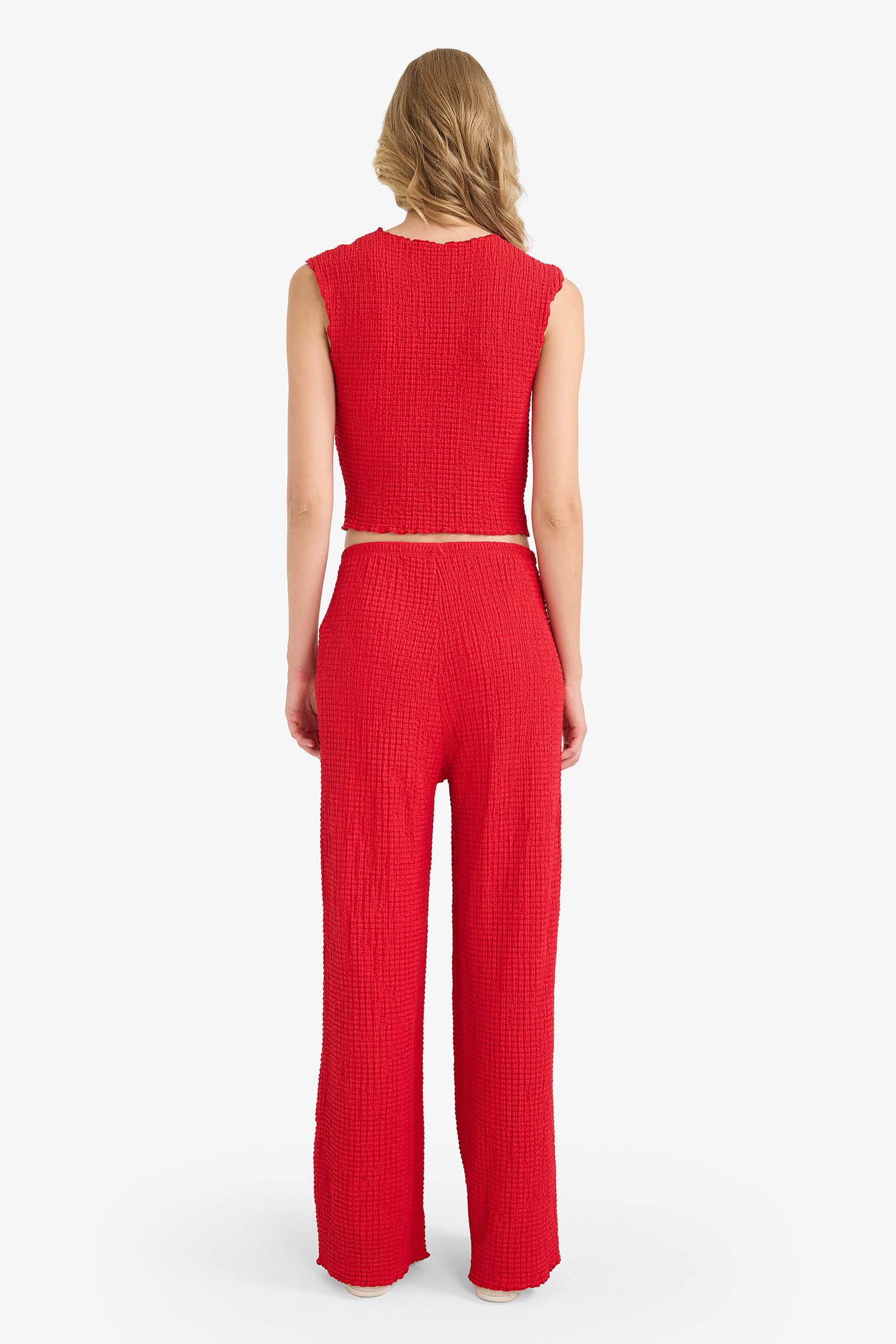 بنطرون منسوج وايد ليج برجل واسع