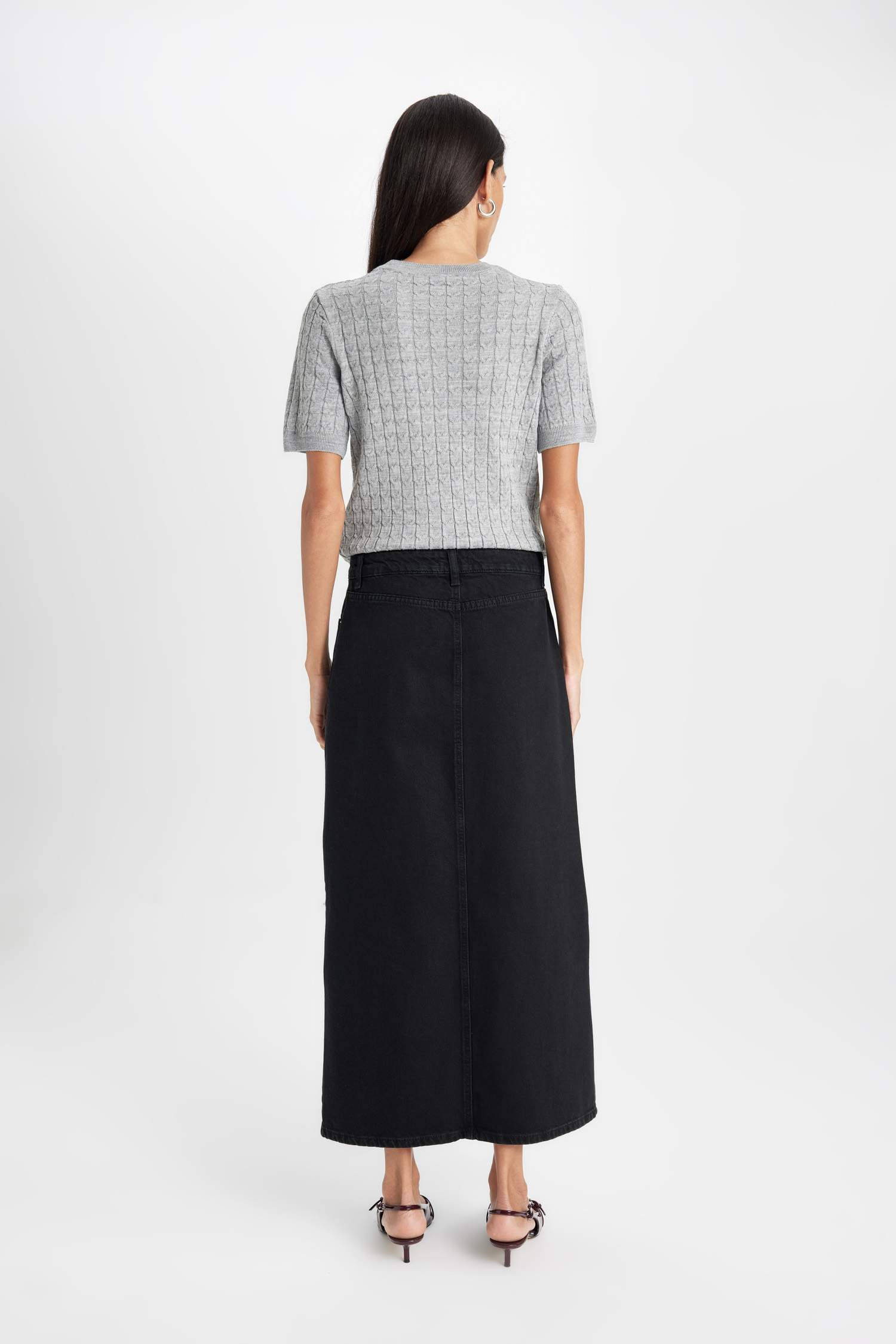 Fashion Fit Yırtmaçlı Cepli Uzun Boy Jean Etek