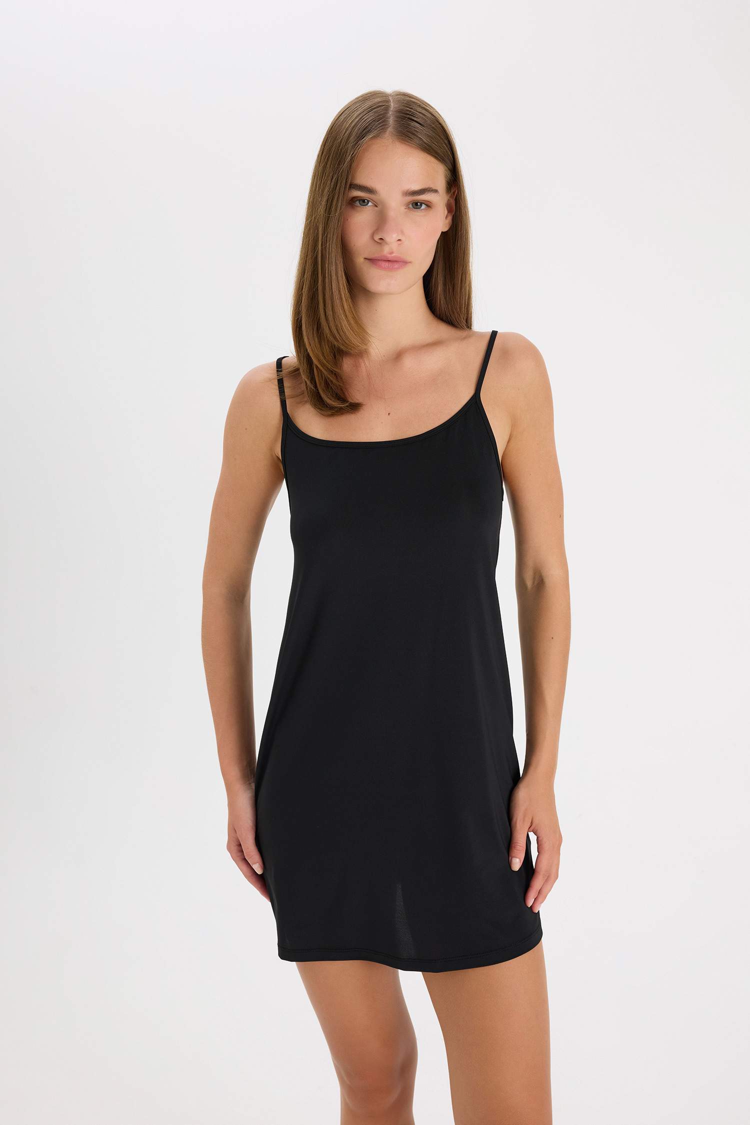 Askılı Diz Üstü Siyah Kombinezon-Fall in Love