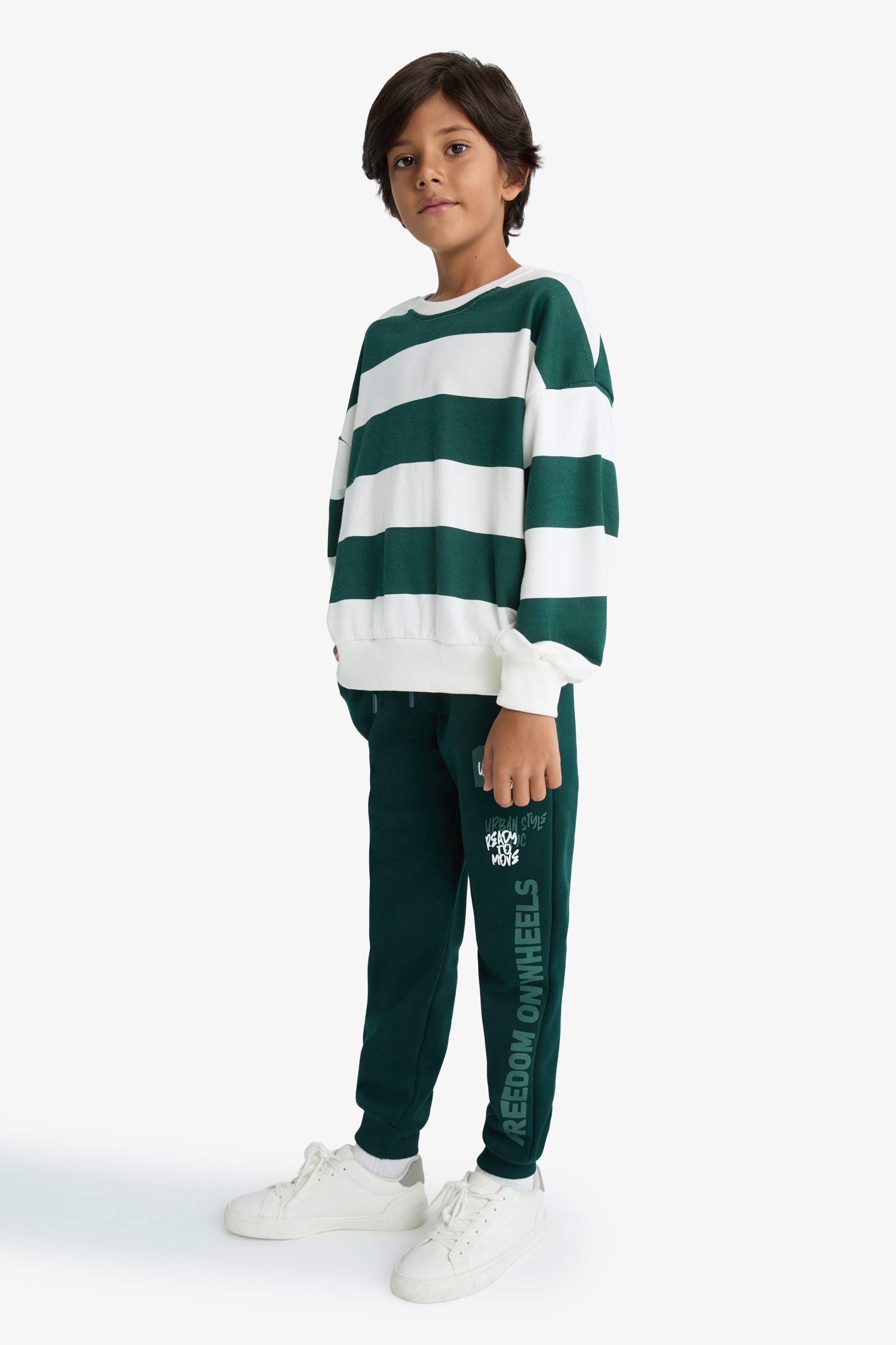 Erkek Çocuk Beli Paçası Lastikli Baskılı Eşofman Altı