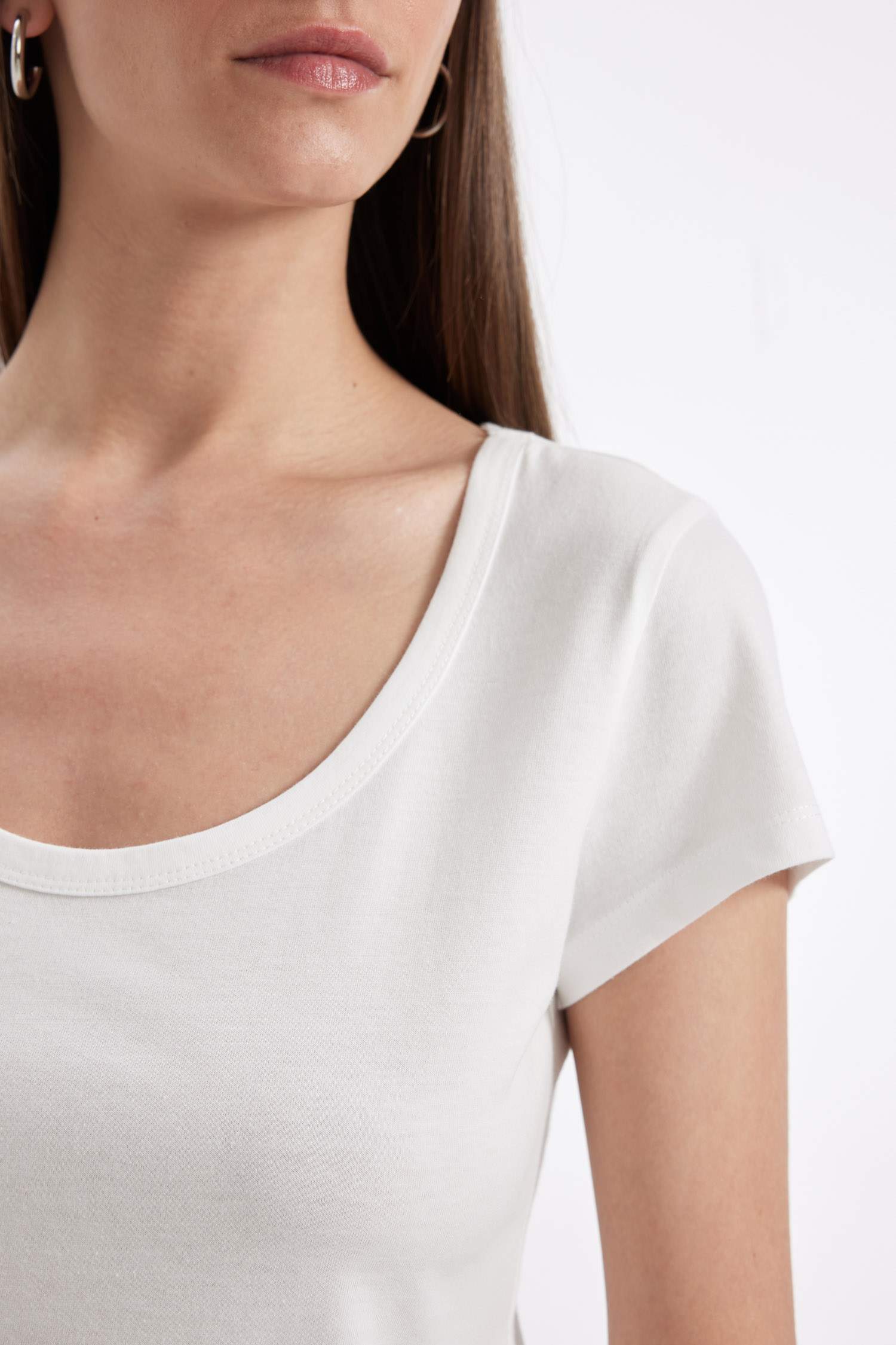 T-Shirt coupe régulière Manches Courtes à Col Rond