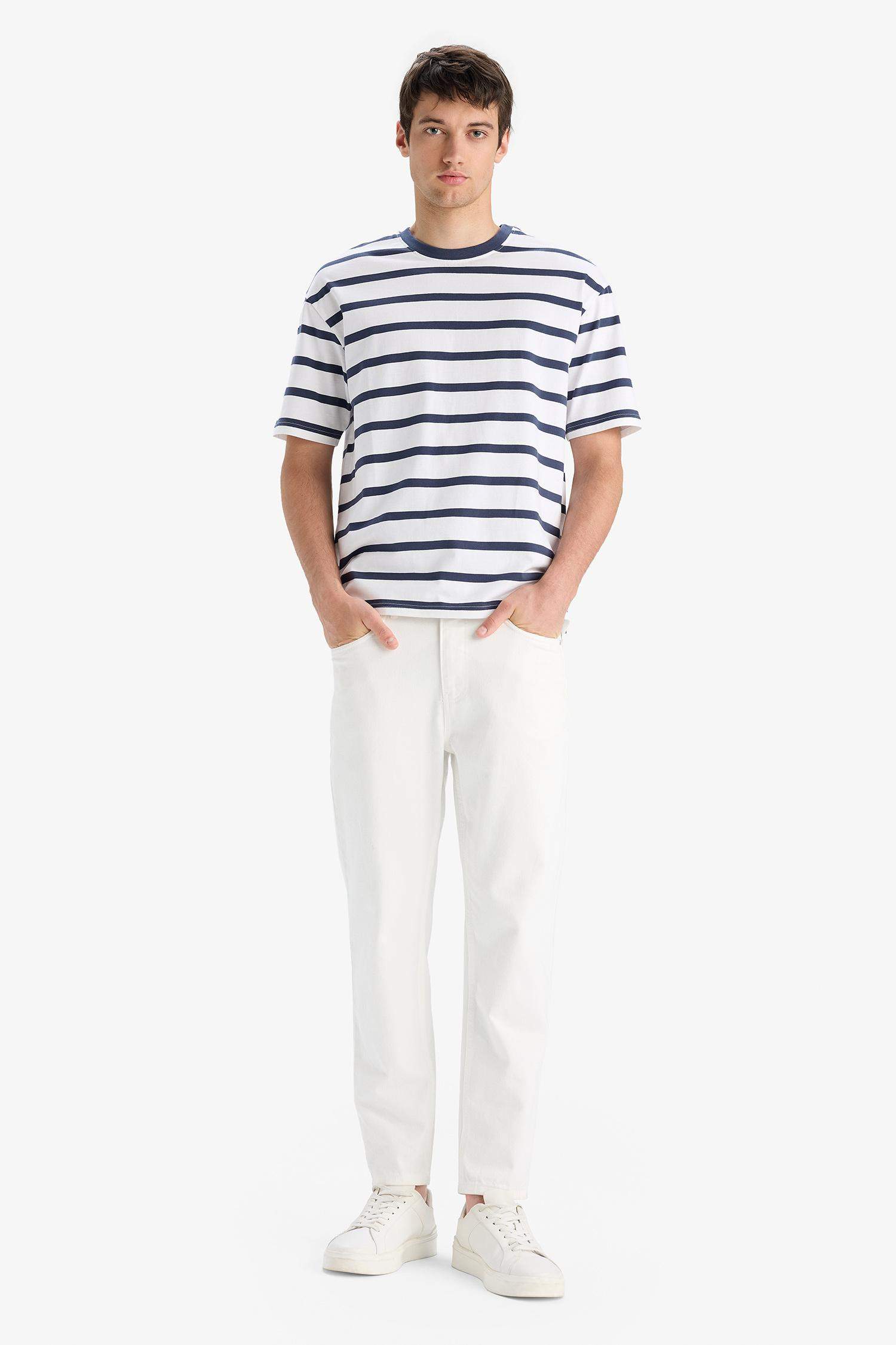 90's Slim Fit High Waist Narrow Leg Jeans