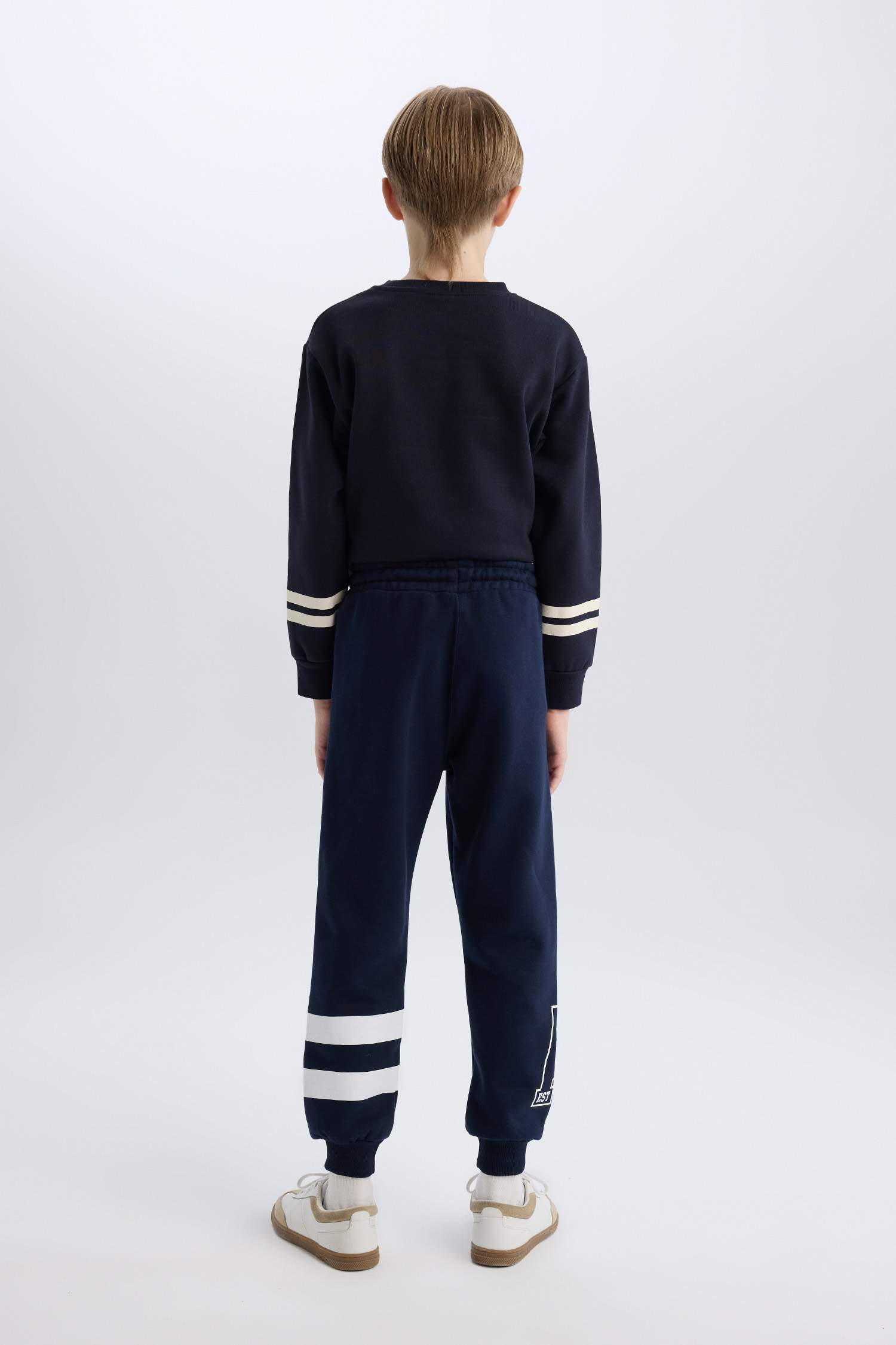 Erkek Çocuk Lacivert Beli Paçası Lastikli Baskılı Jogger Eşofman Altı