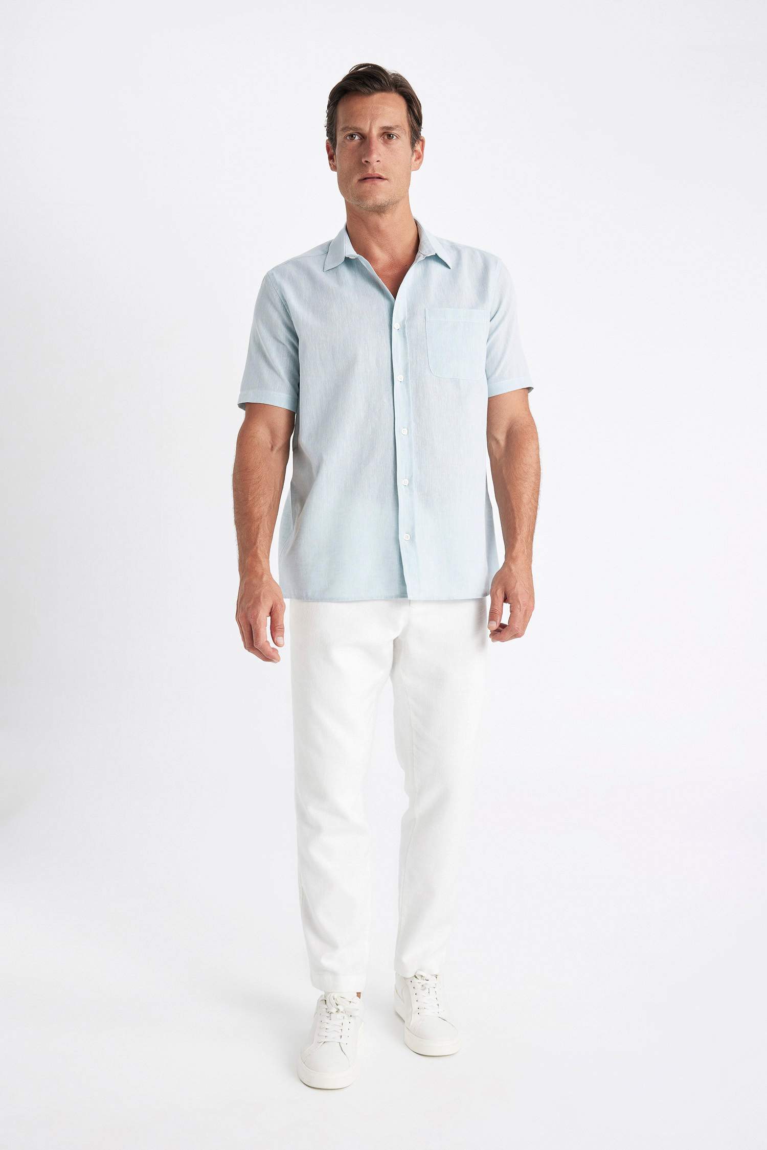 قميص بولو كتان نص كم قصة عادية