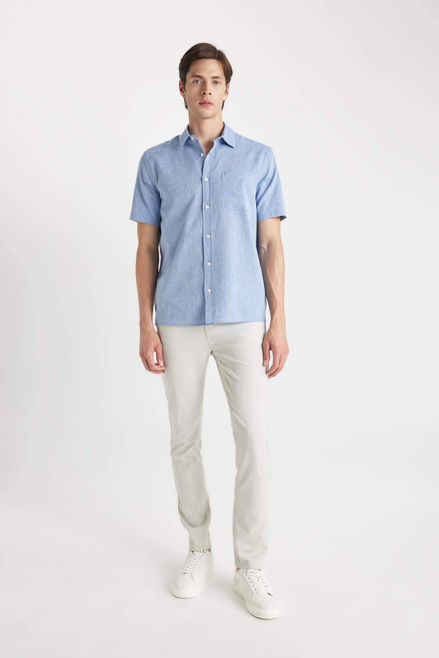 قميص نص كم عادي قصة عادية برقبة بولو