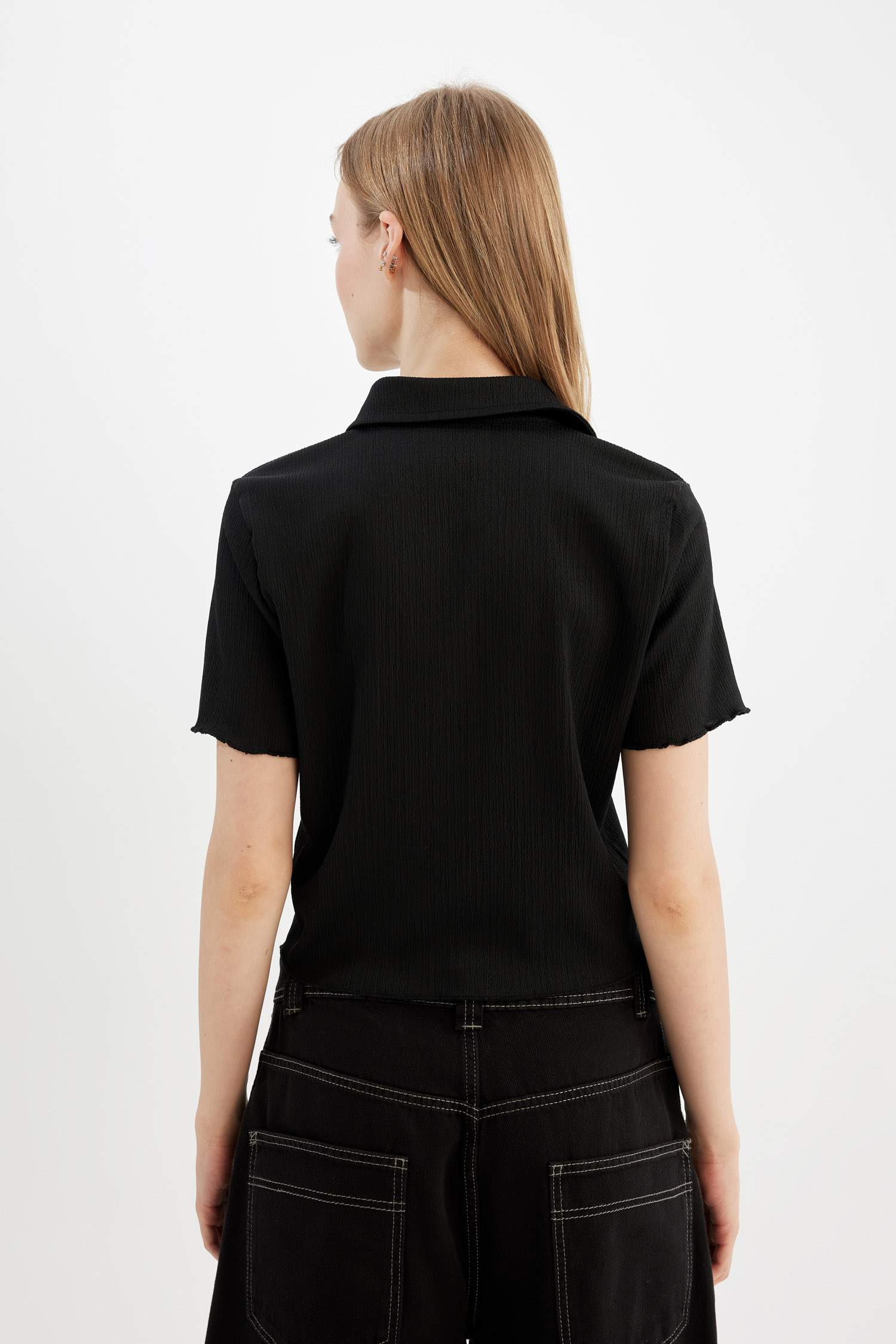 قميص مضلع نص كم سليم فيت