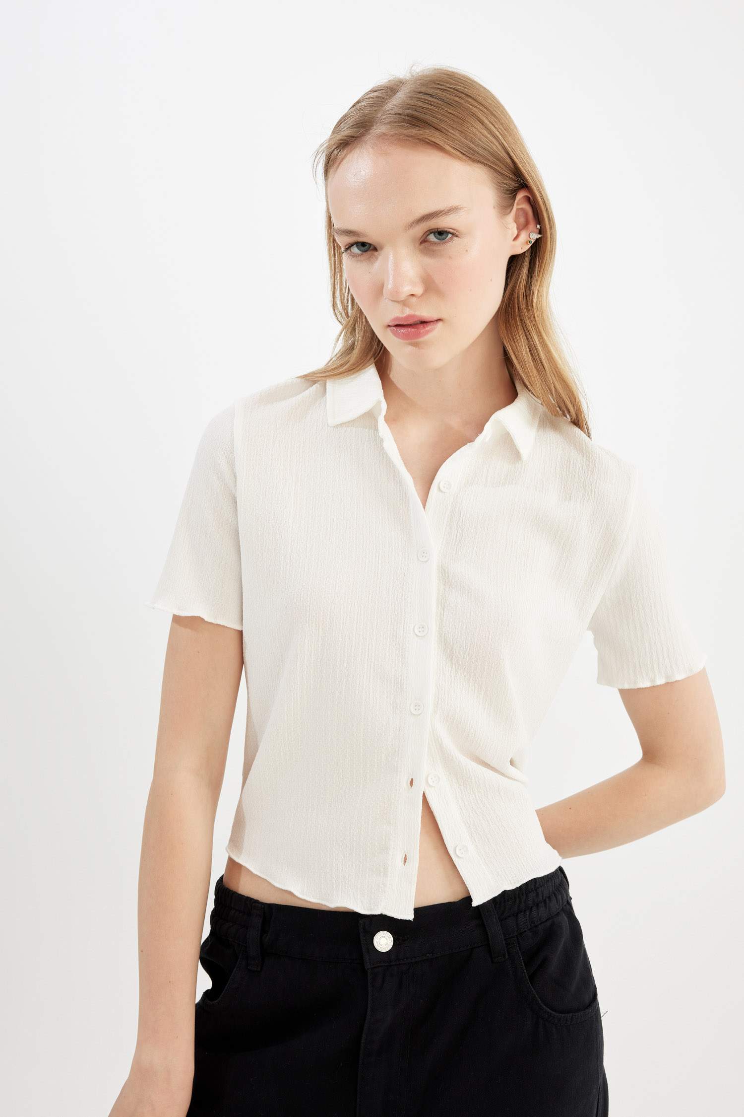 قميص مضلع نص كم سليم فيت