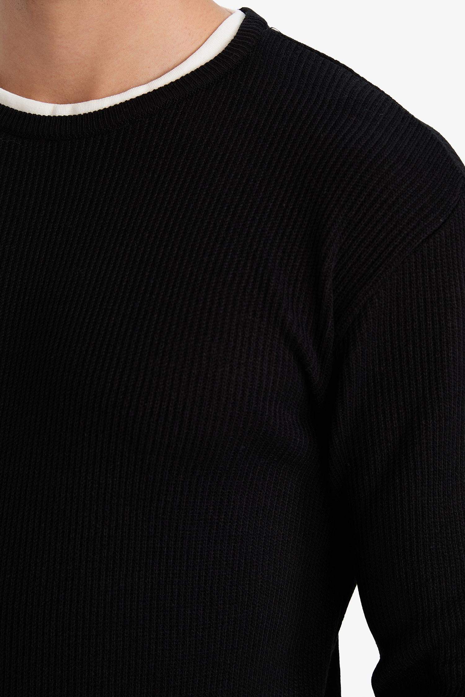 Pull en maille à col rond Coupe décontractée