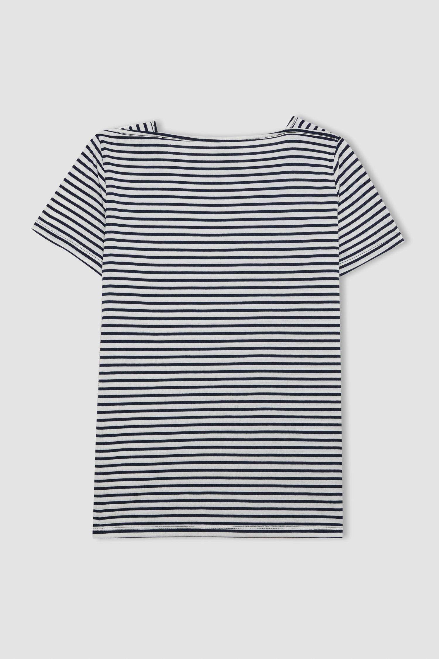 Regular Fit Boat Neck Striped Short Sleeve T-Shirt