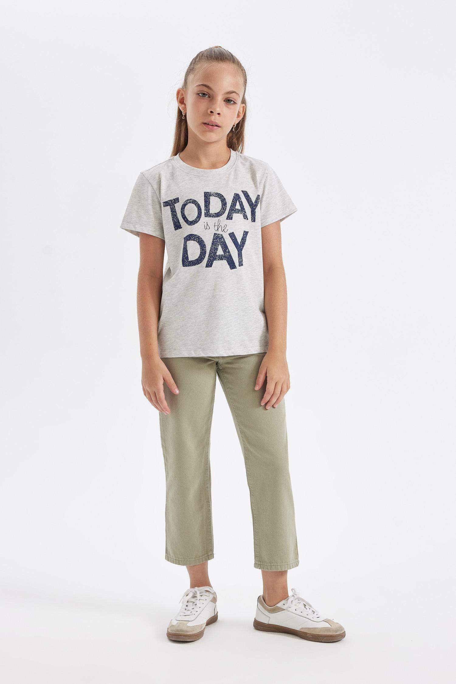 Girl Slim Fit Crew Neck Slogan Printed T-Shirt