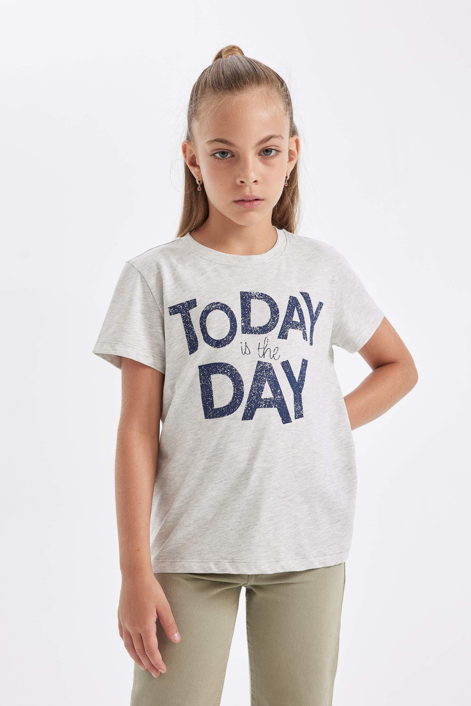 Girl Slim Fit Crew Neck Slogan Printed T-Shirt