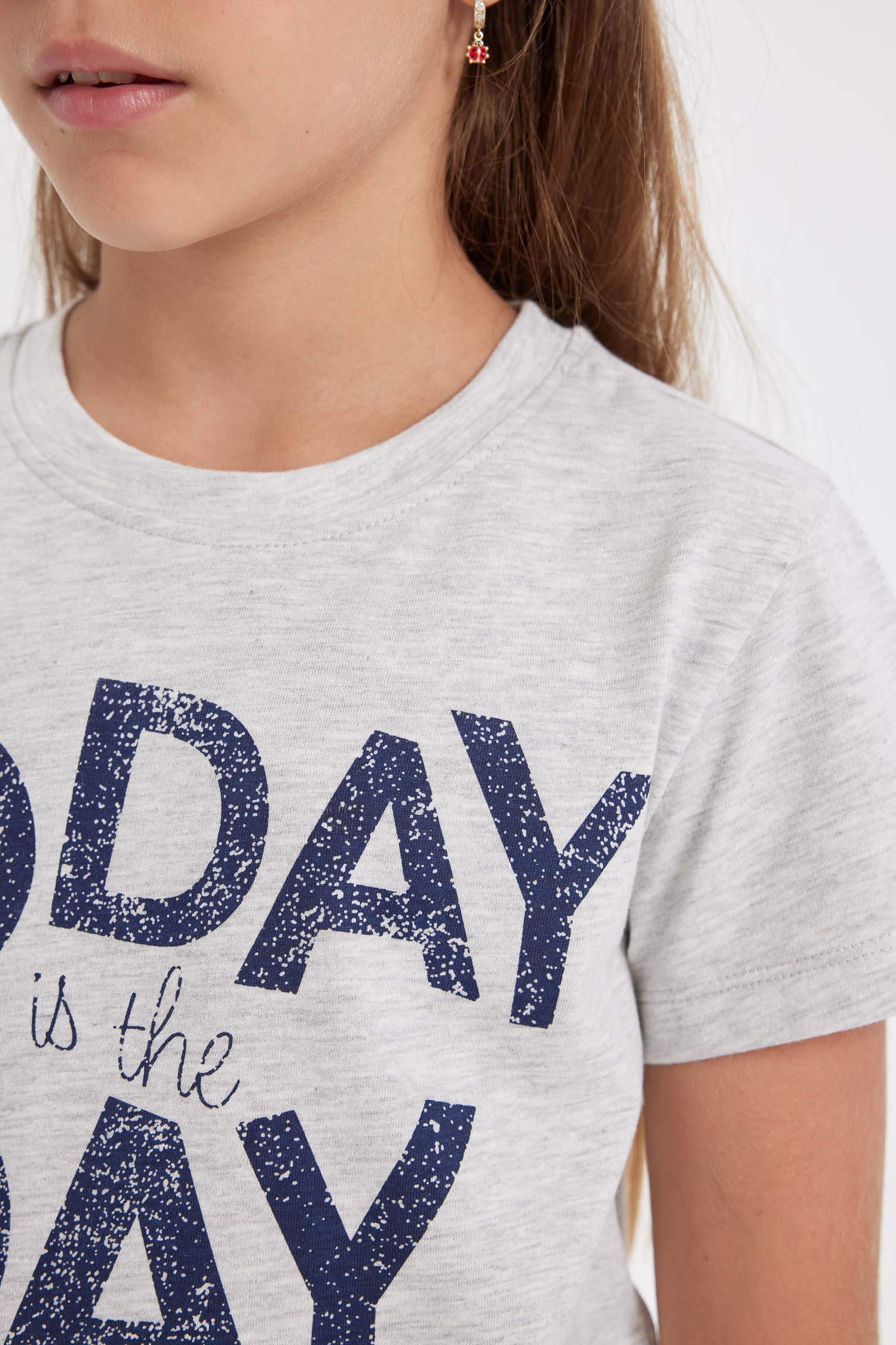 Girl Slim Fit Crew Neck Slogan Printed T-Shirt