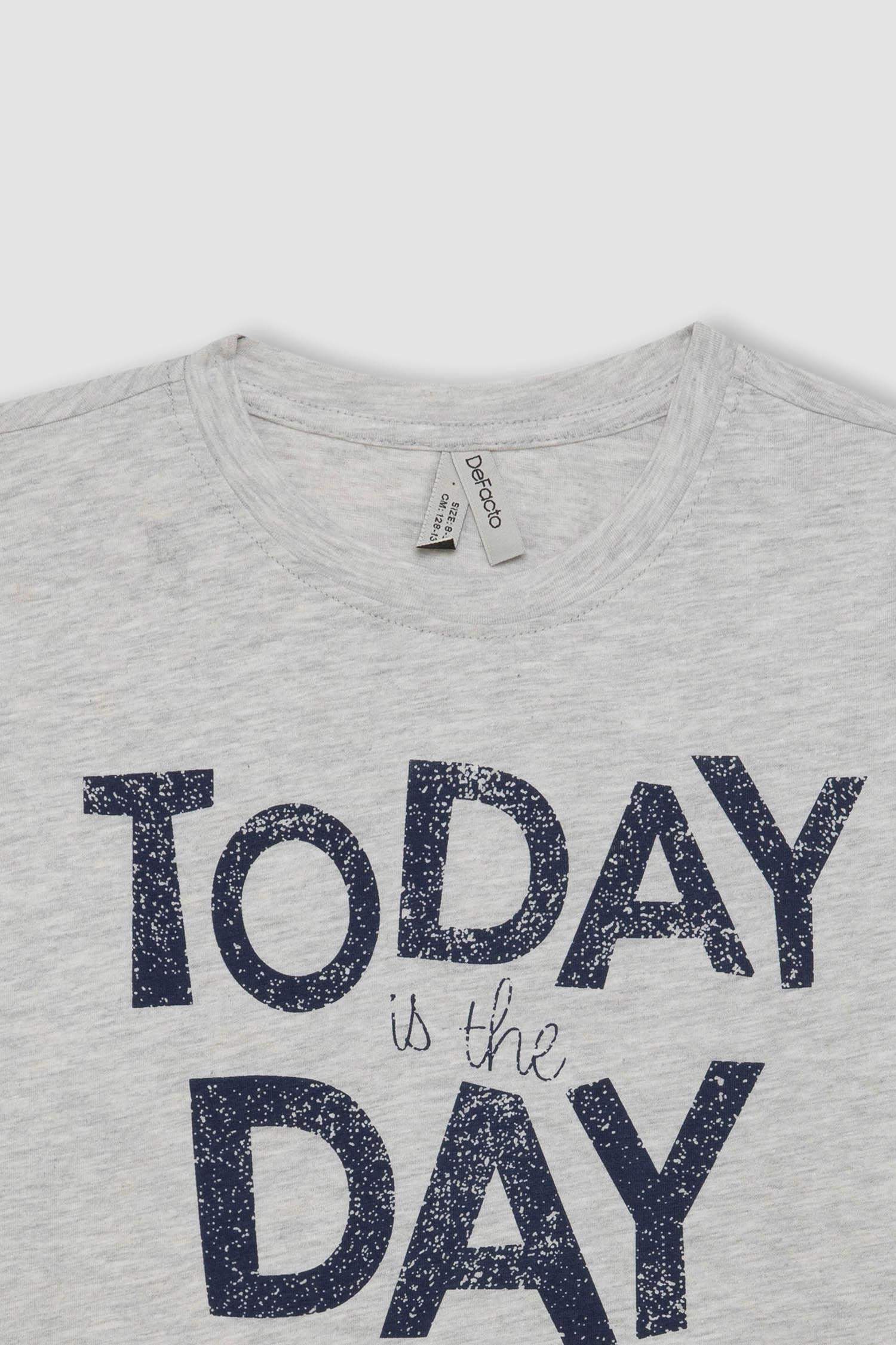 Girl Slim Fit Crew Neck Slogan Printed T-Shirt