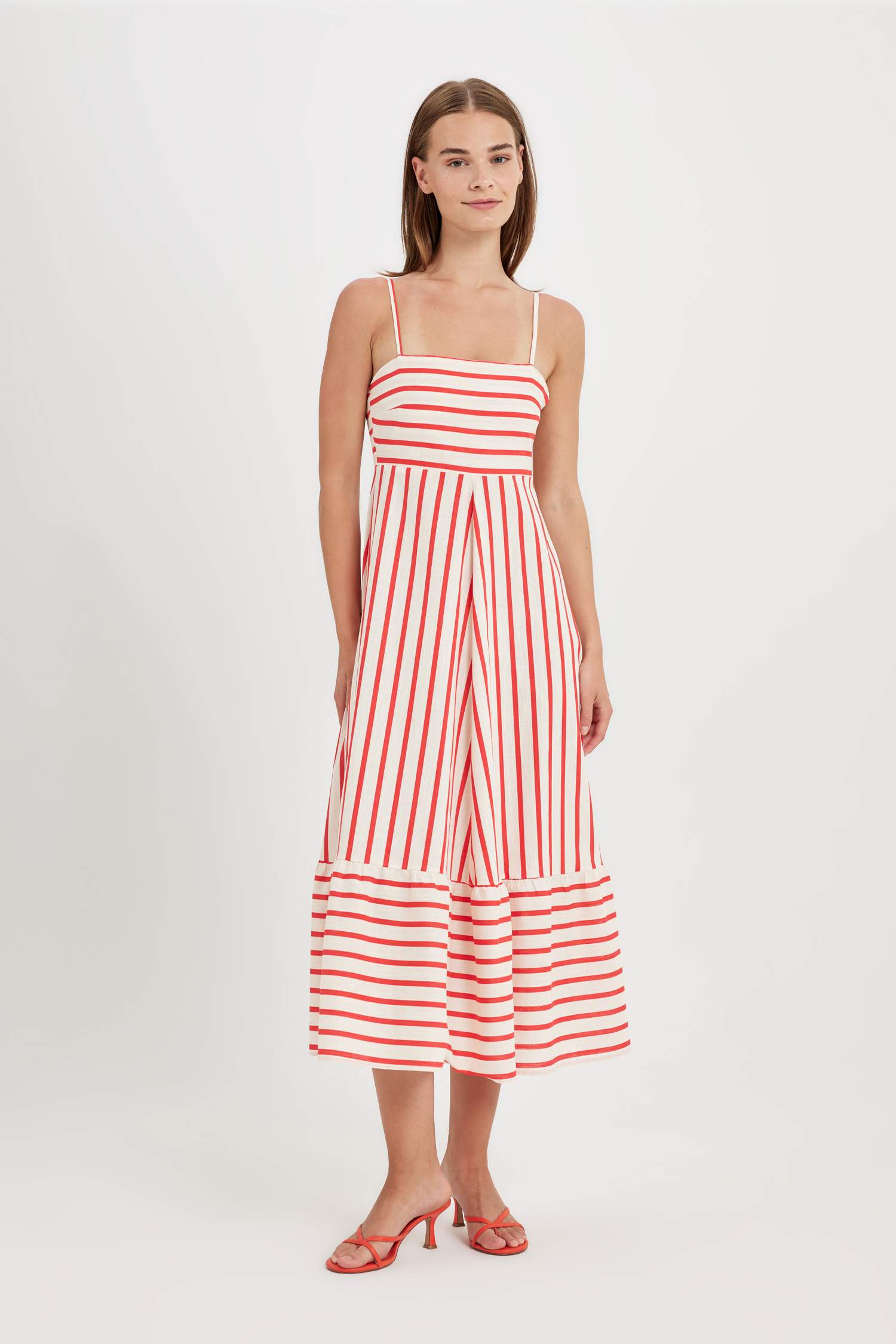 فستان قطن بيبي دول بدون كم مطبوع برقبة مربعة