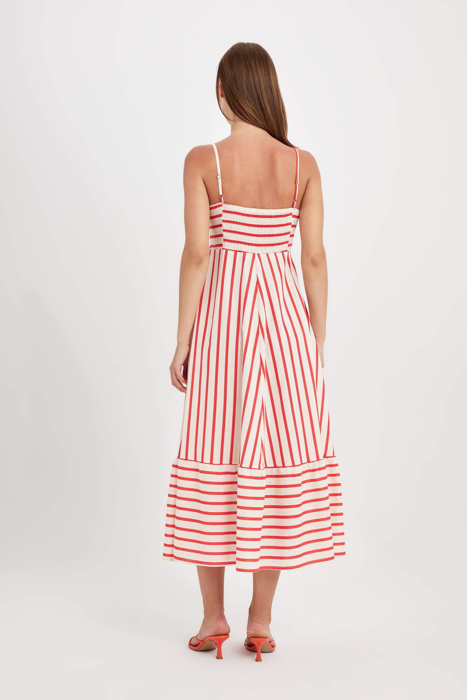 فستان قطن بيبي دول بدون كم مطبوع برقبة مربعة