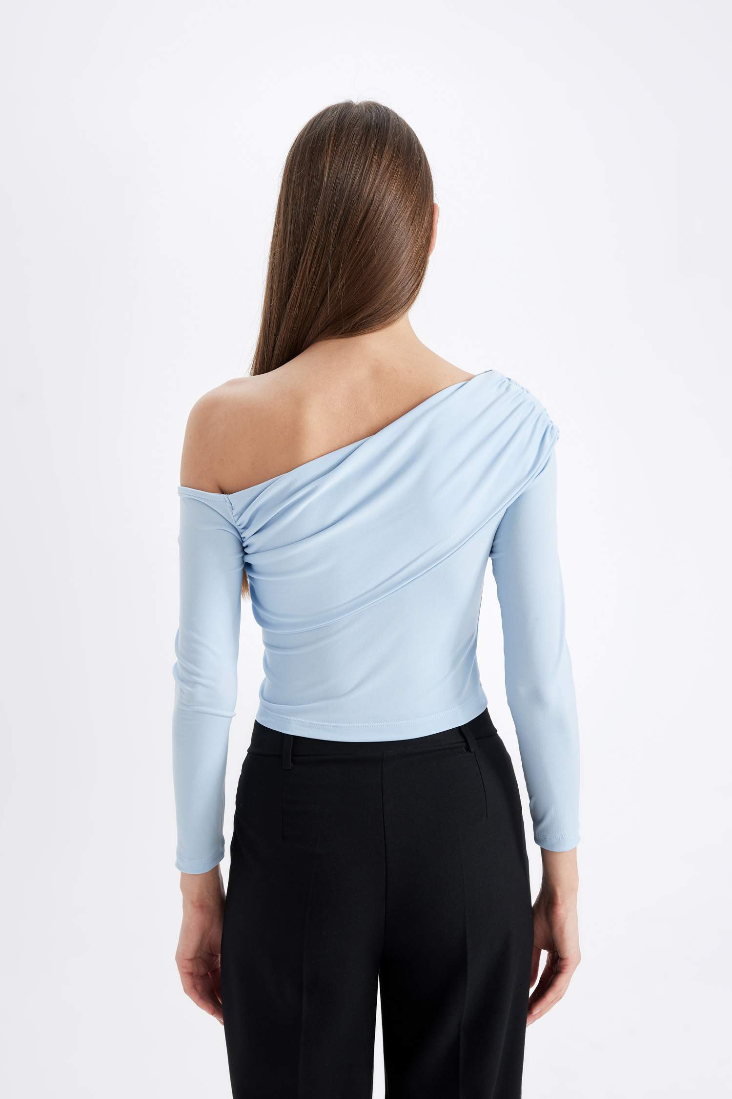 Slim Fit Dar Kesim Omzu Açık Basic Düz Uzun Kollu Bluz